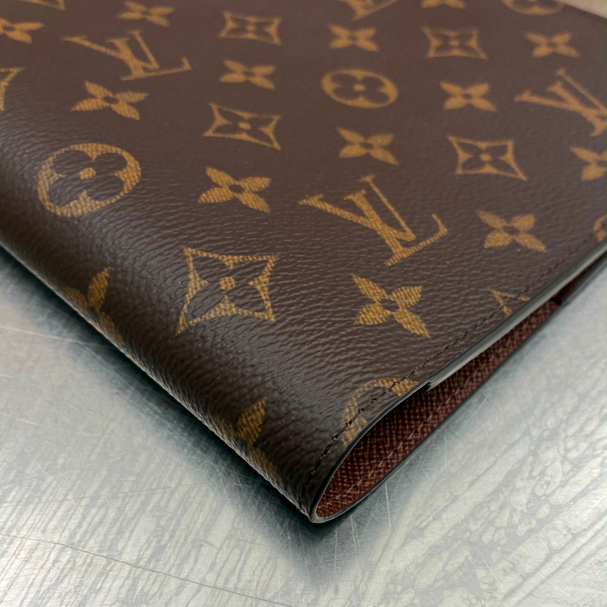 Louis Vuitton Agenda de bureau Monogram