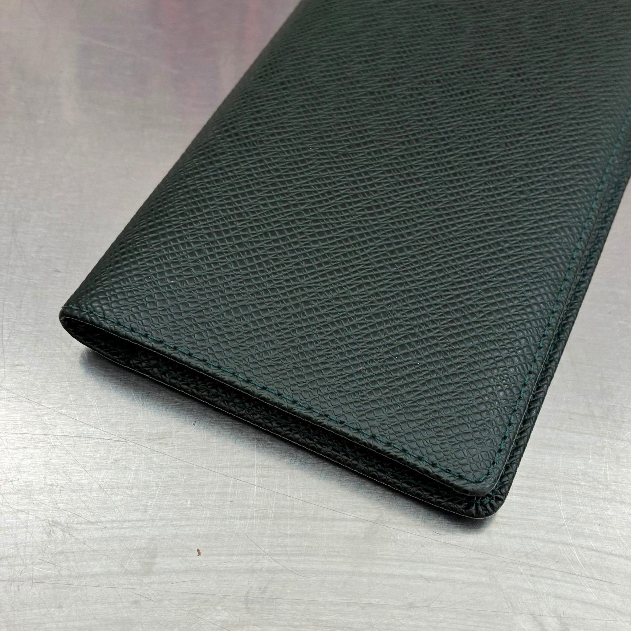 Louis Vuitton Agenda mit Adressbuch Taiga