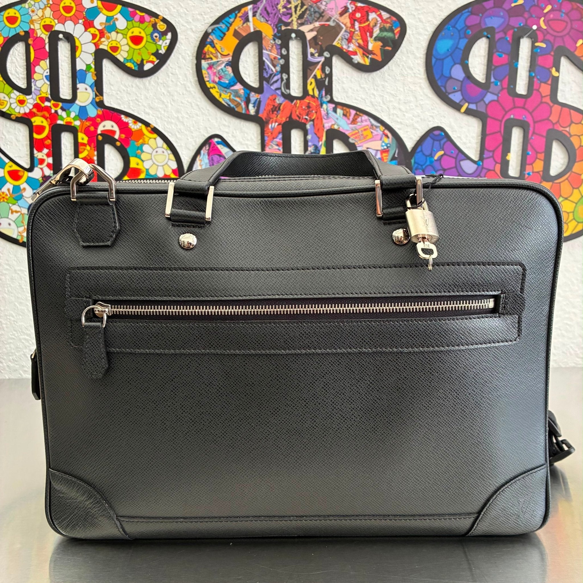 Louis Vuitton Alexander Taiga