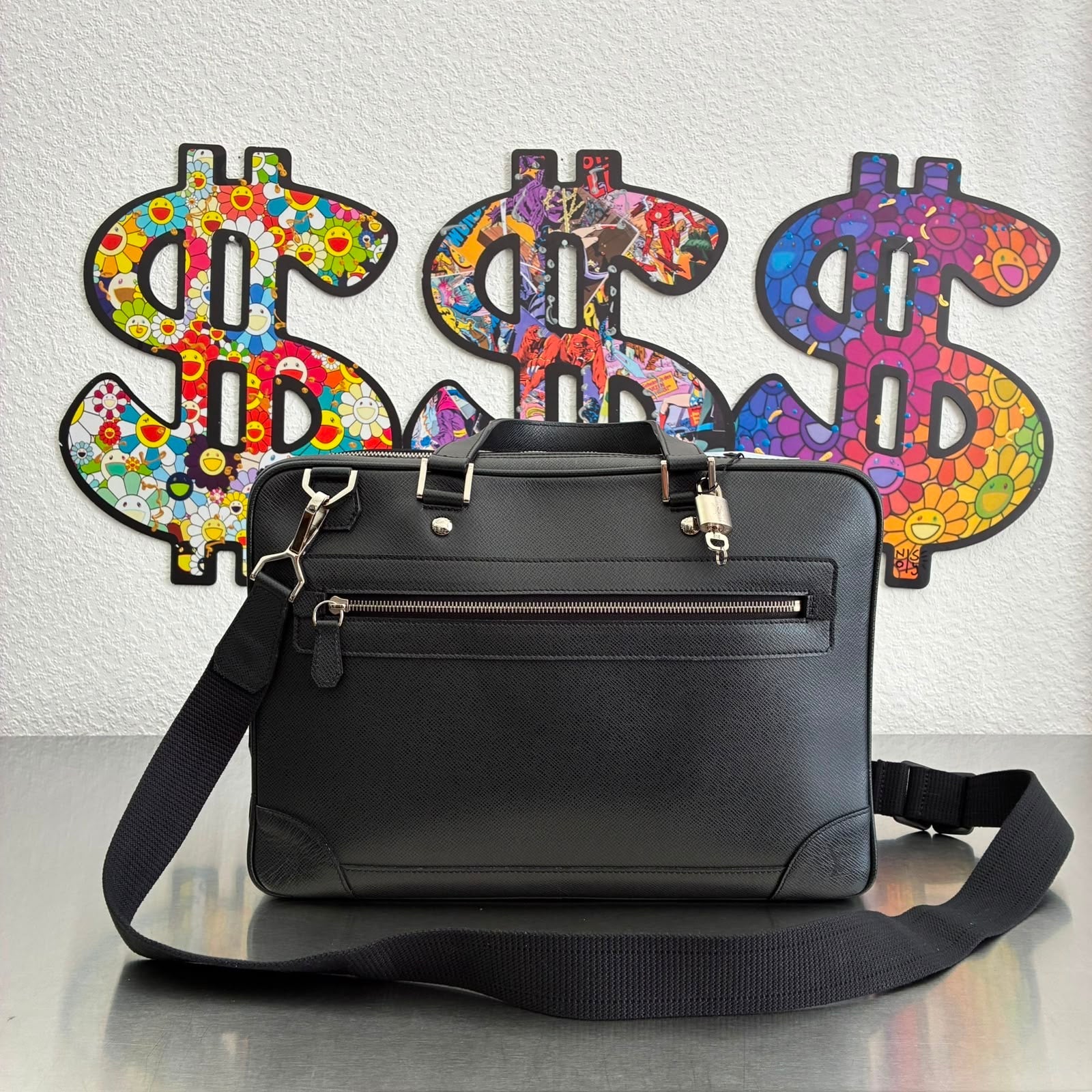 Louis Vuitton Alexander Taiga