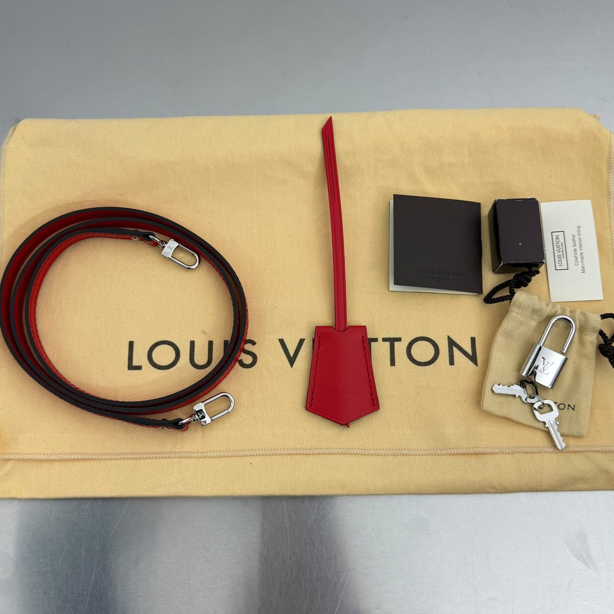 Louis Vuitton Alma BB Epi