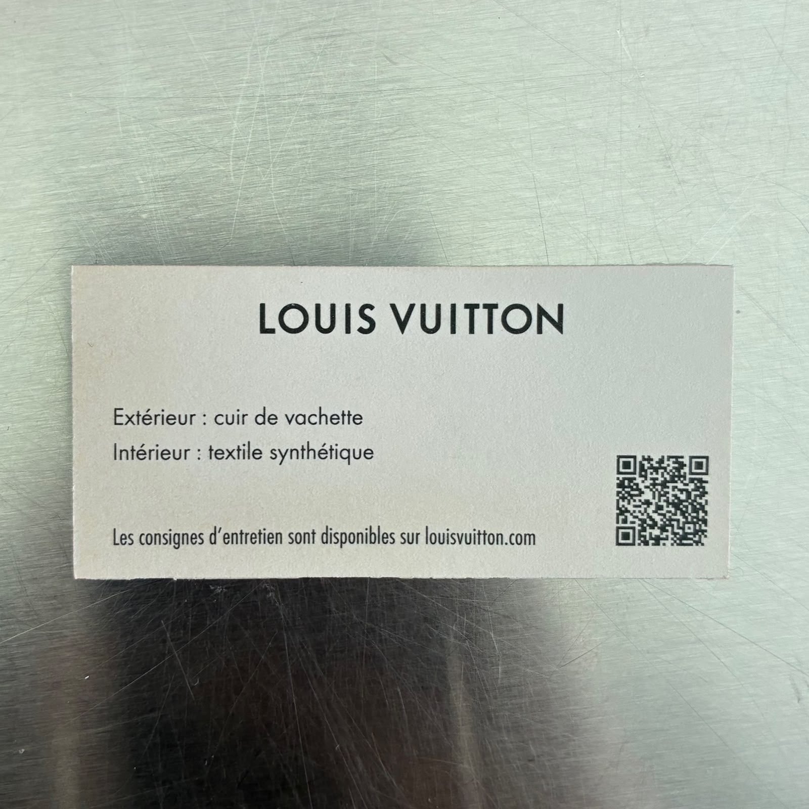Louis Vuitton Alma BB Epi M41160