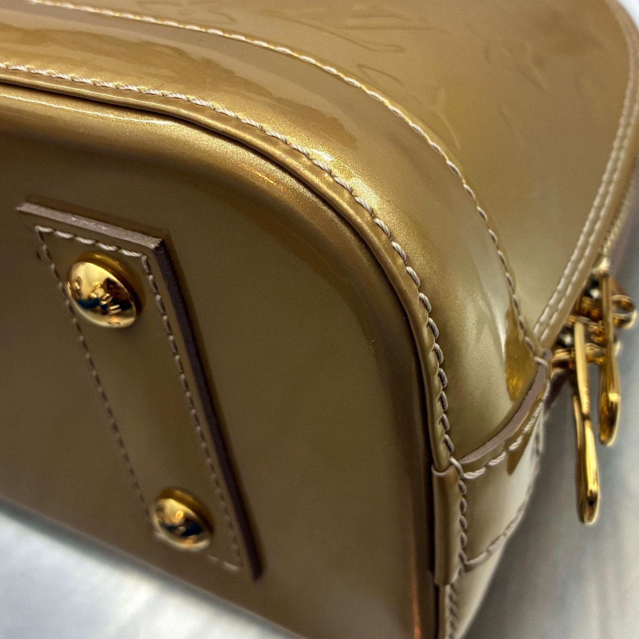 Louis Vuitton Alma BB Vernis