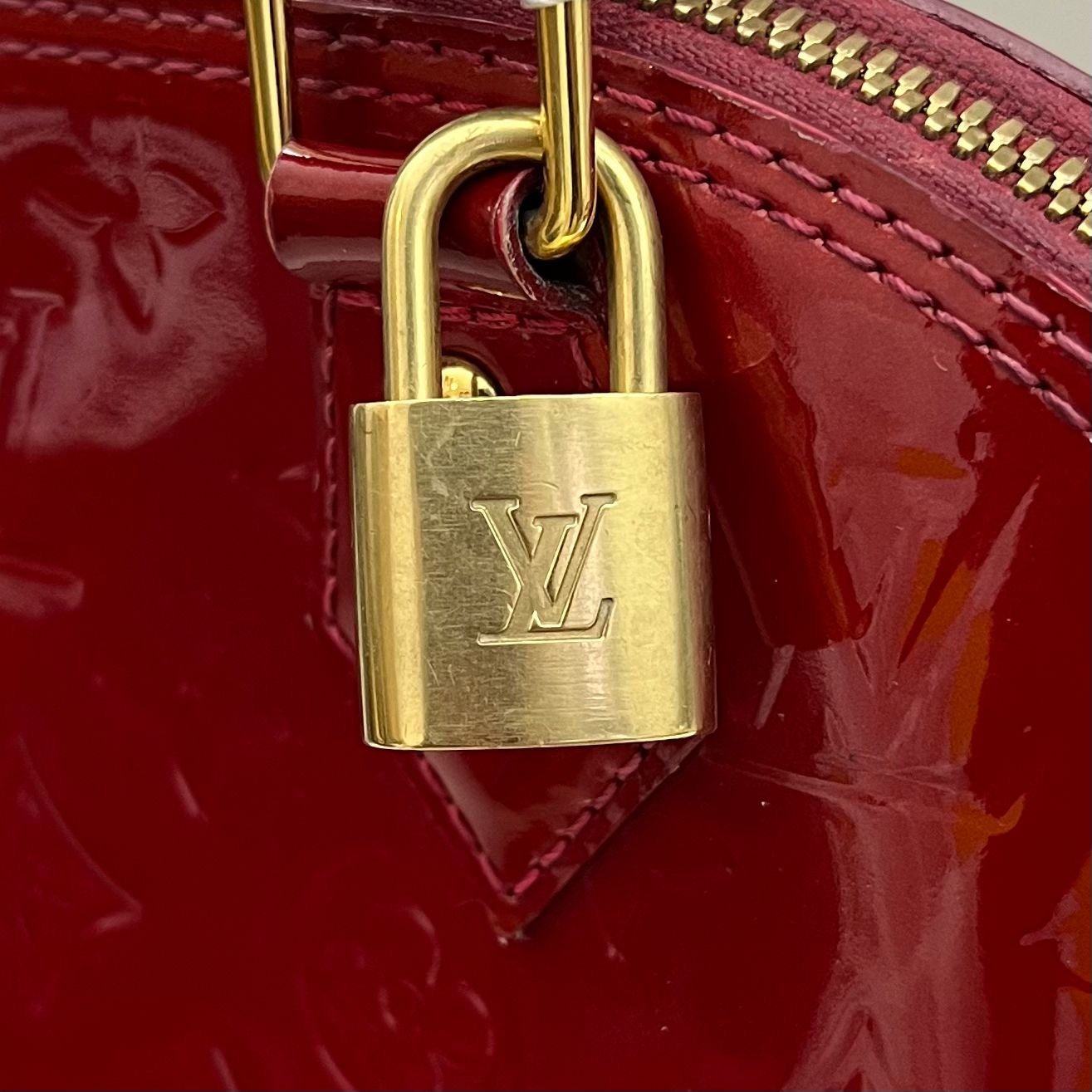 Louis Vuitton Alma BB Vernis