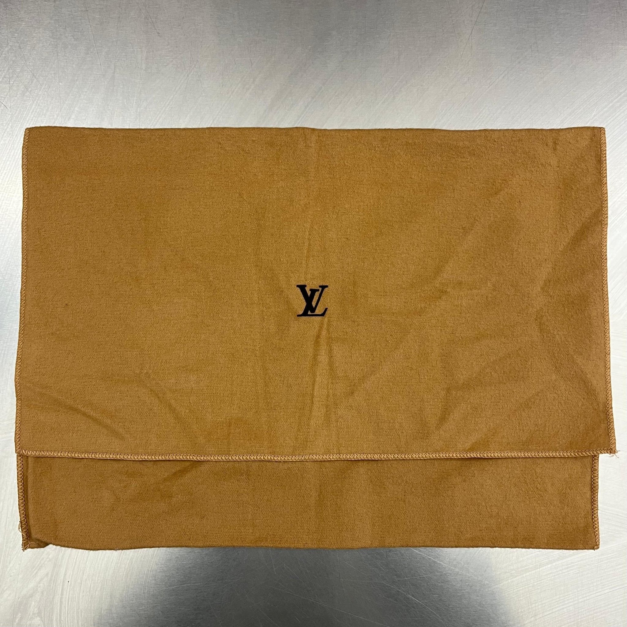 Louis Vuitton Alma BB Vernis