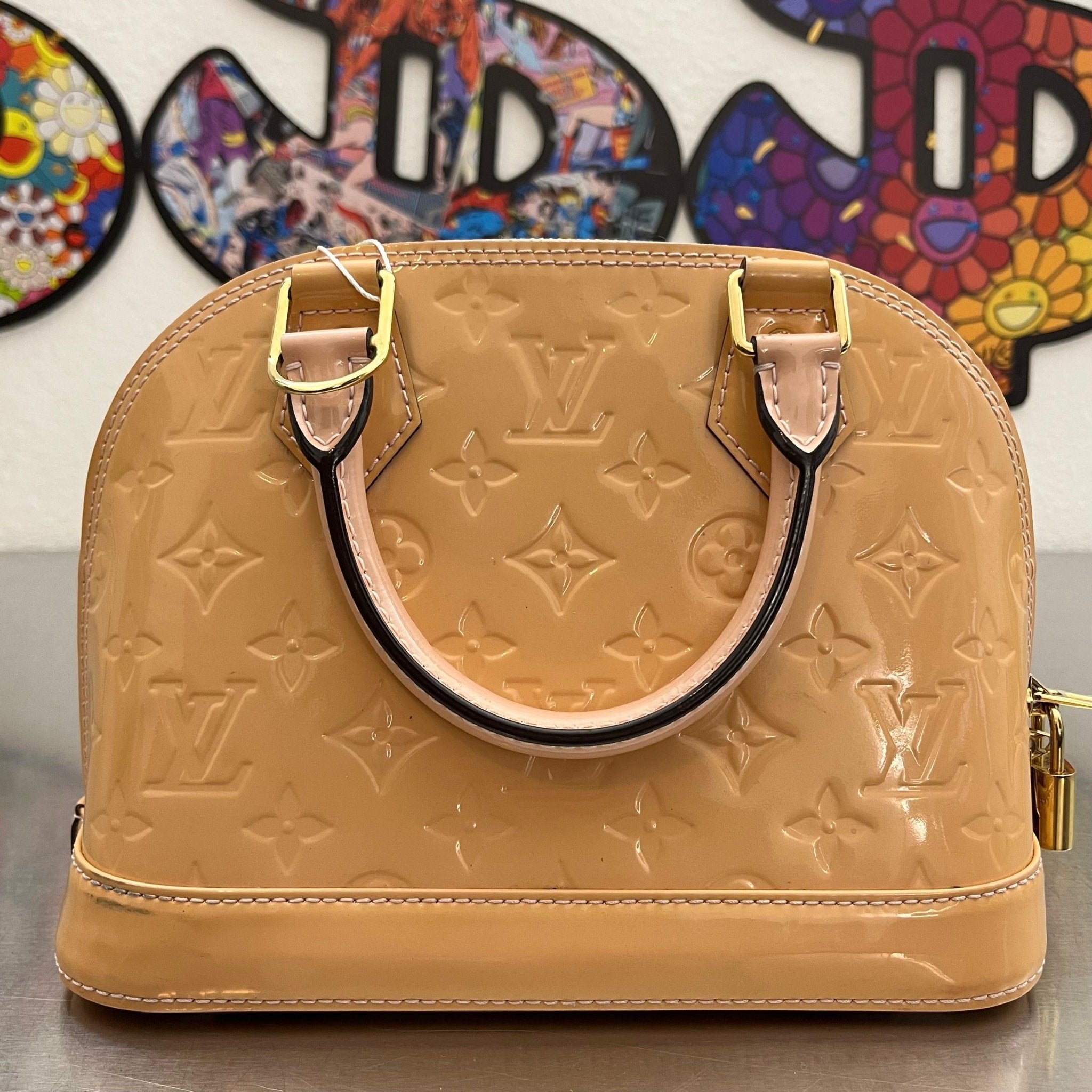 Louis Vuitton Alma BB Vernis