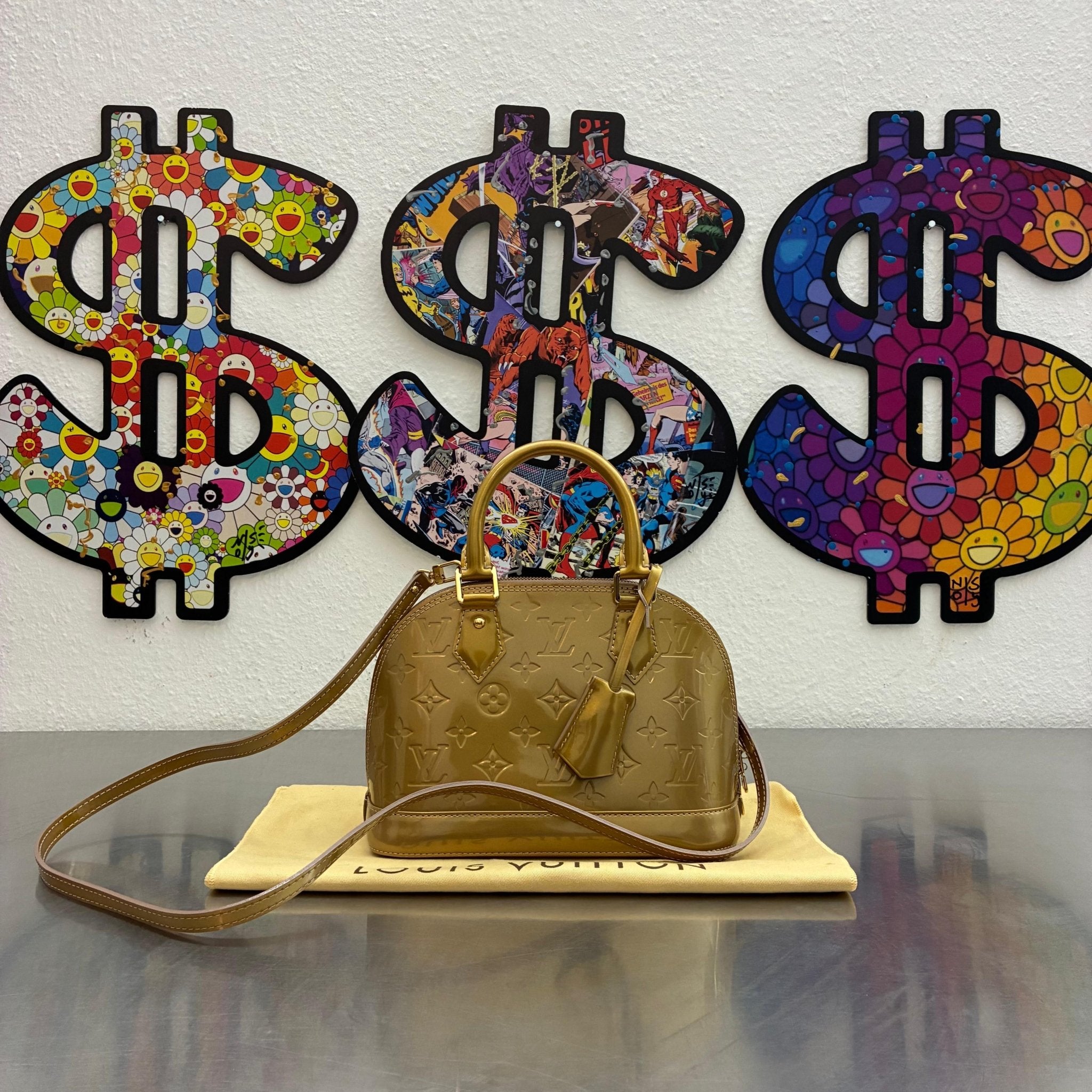 Louis Vuitton Alma BB Vernis