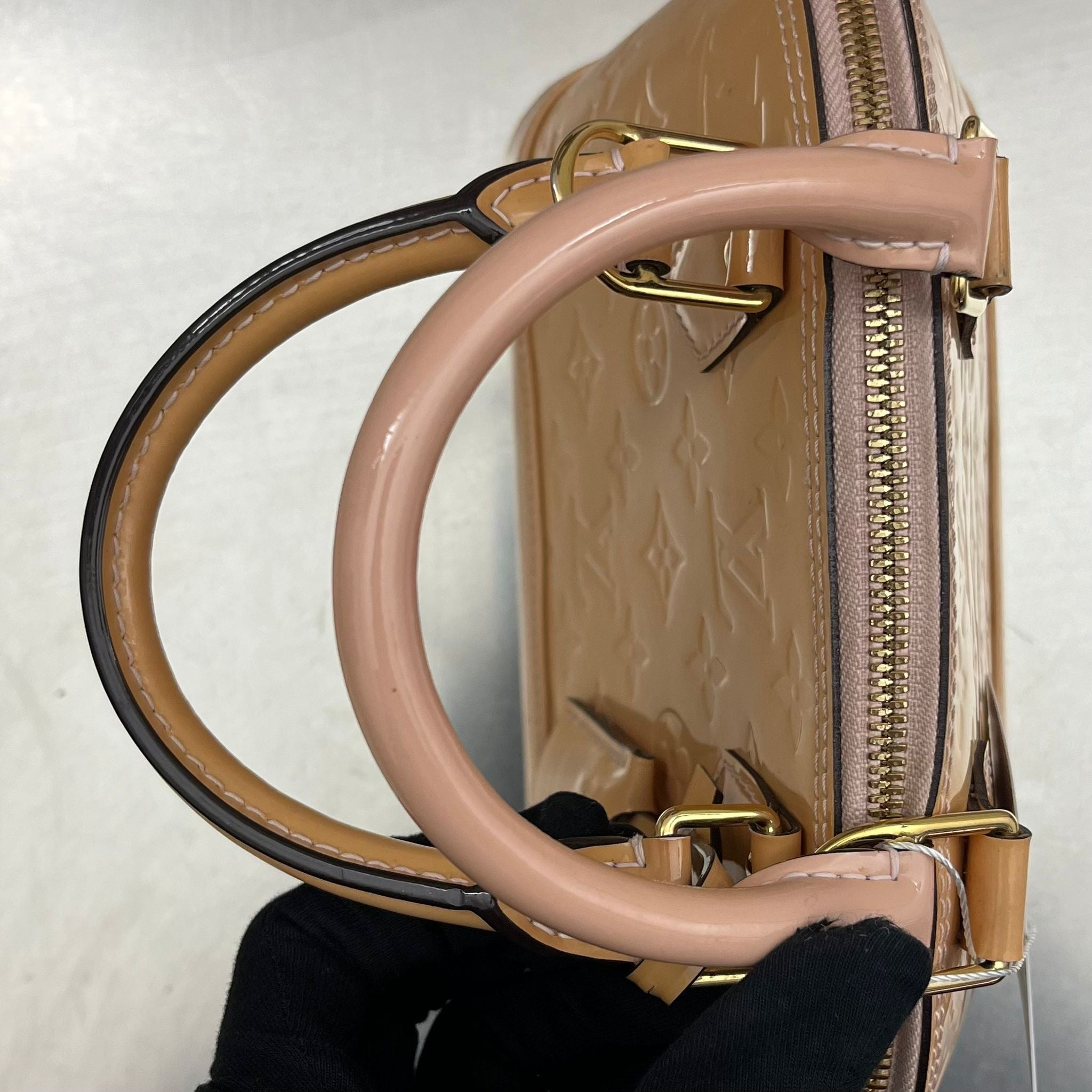 Louis Vuitton Alma BB Vernis