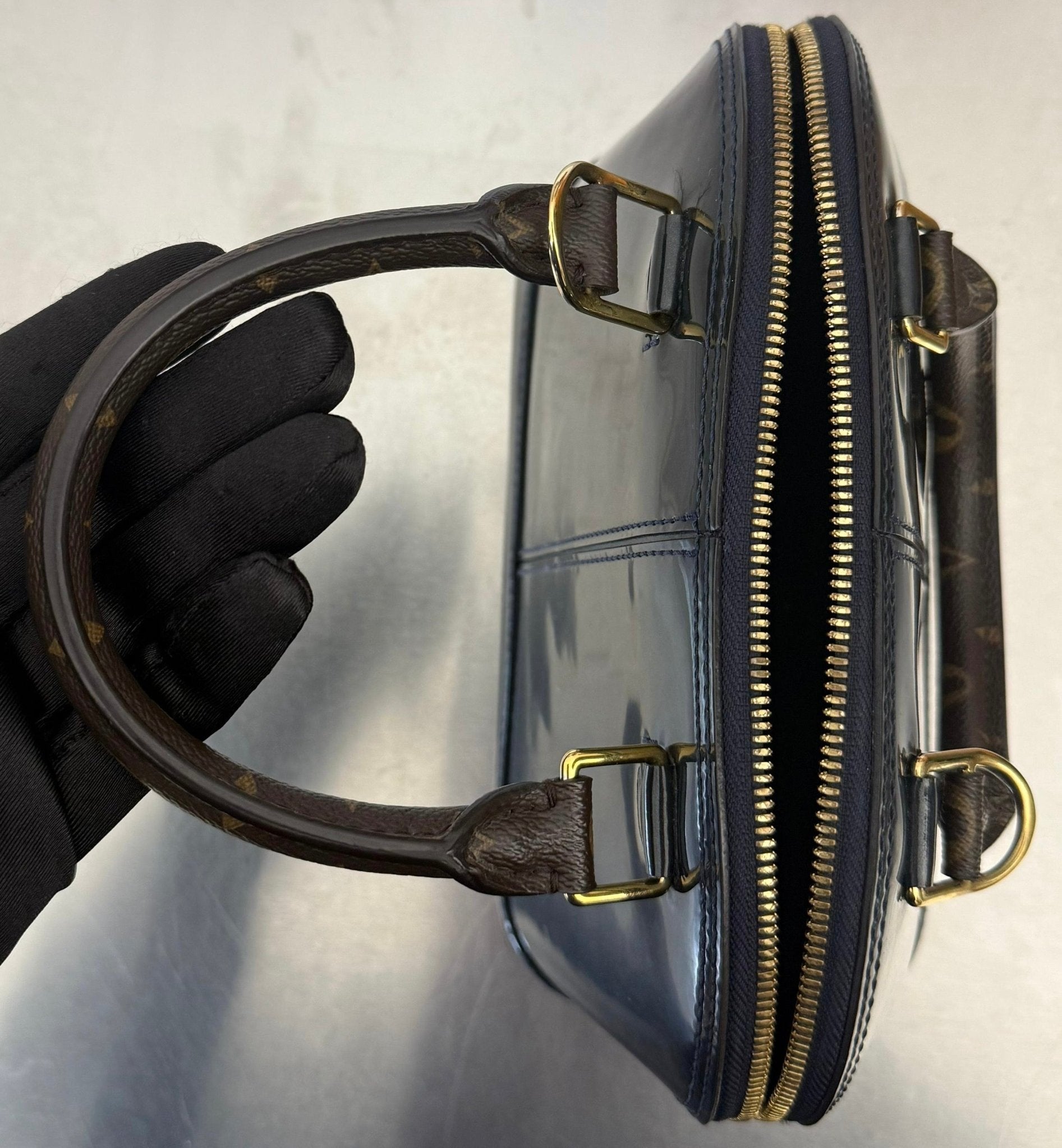 Louis Vuitton Alma BB Vernis Miroir