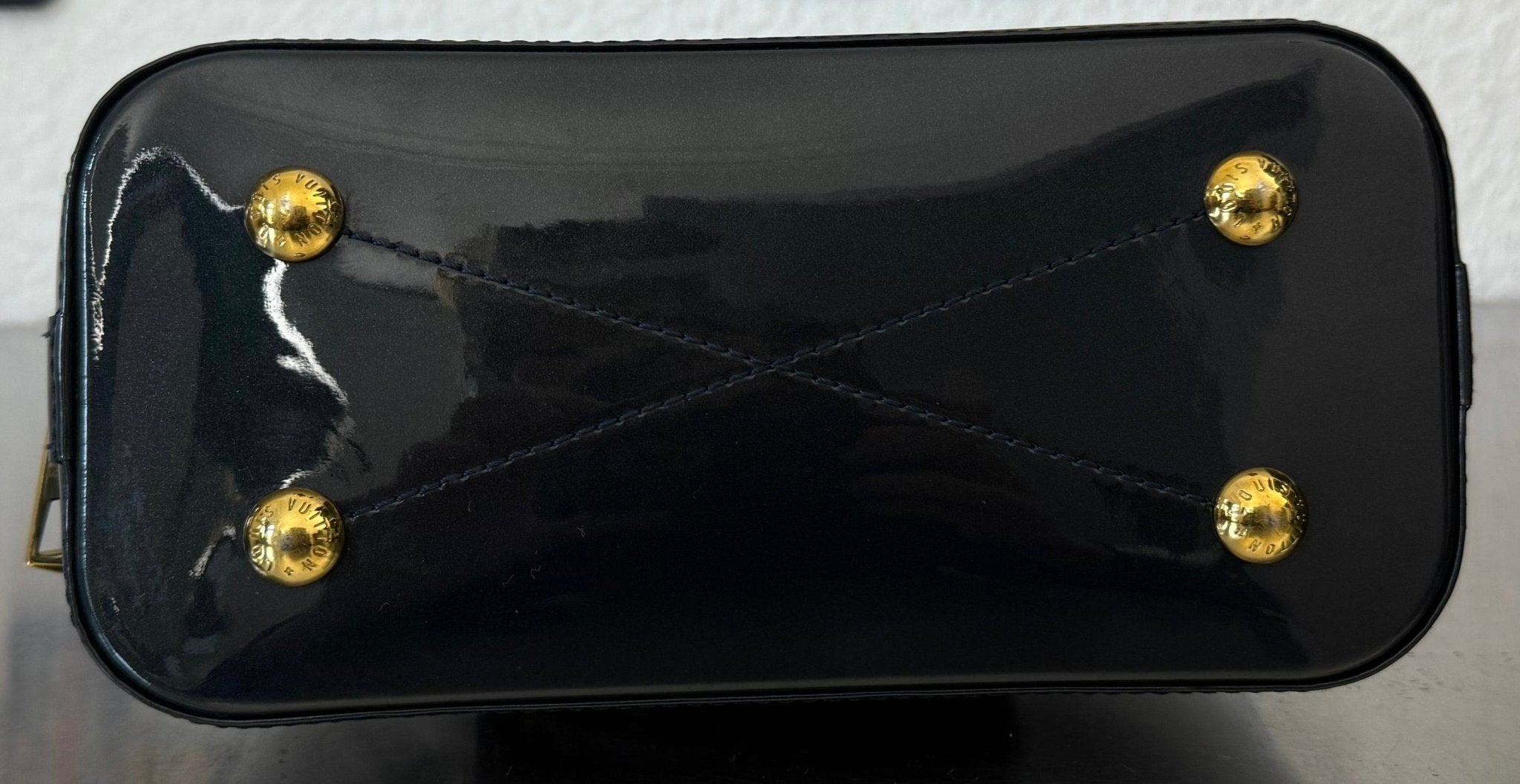 Louis Vuitton Alma BB Vernis Miroir