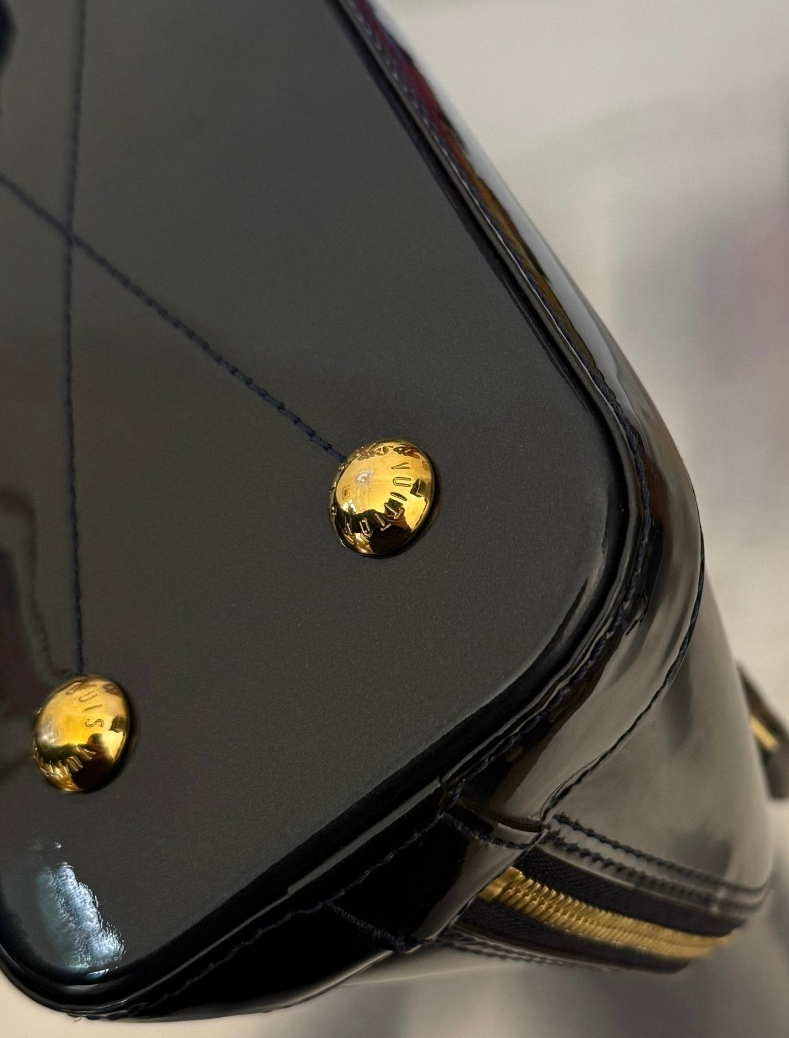 Louis Vuitton Alma BB Vernis Miroir