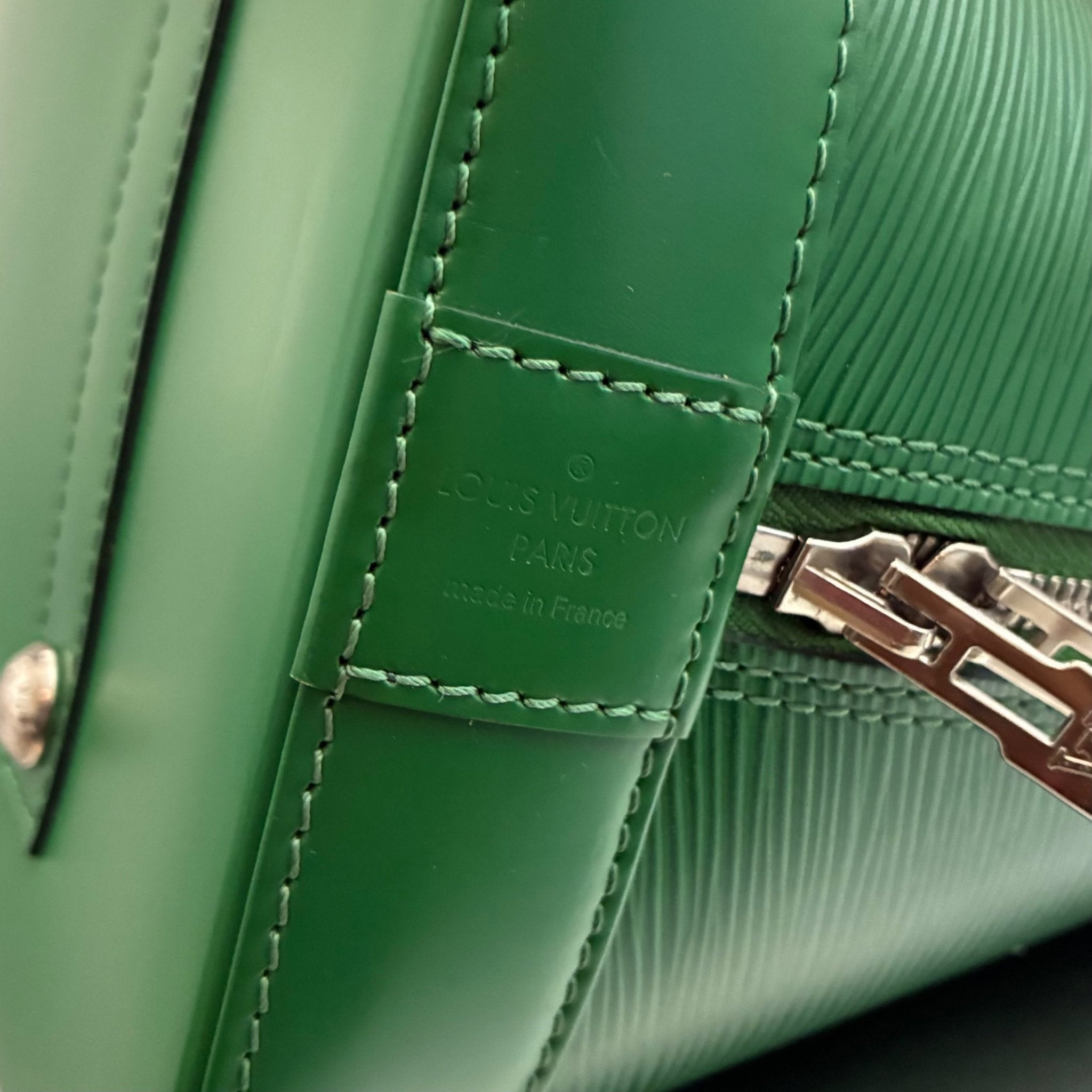 Louis Vuitton Alma GM Epi