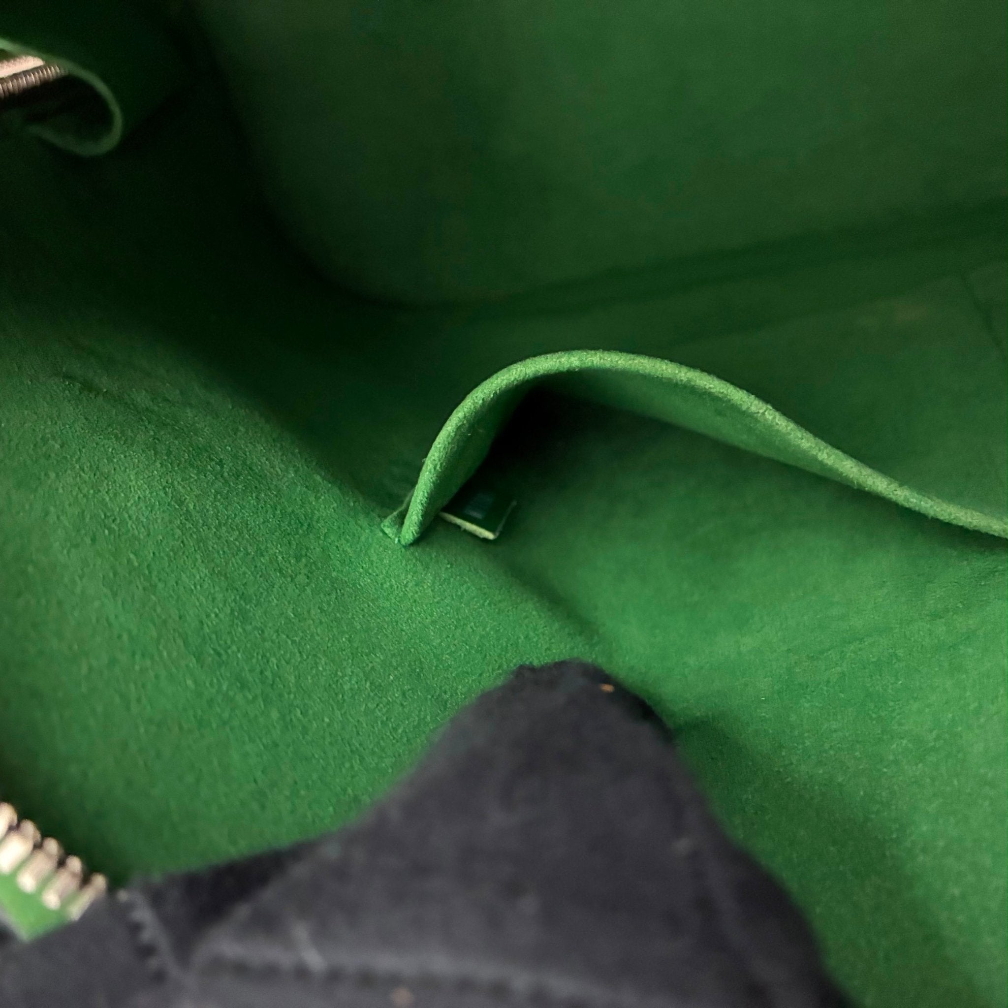 Louis Vuitton Alma GM Epi