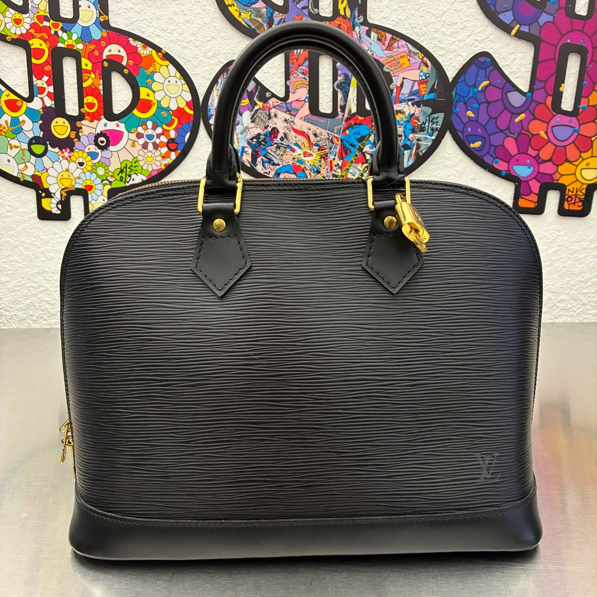 Louis Vuitton Alma GM Epi