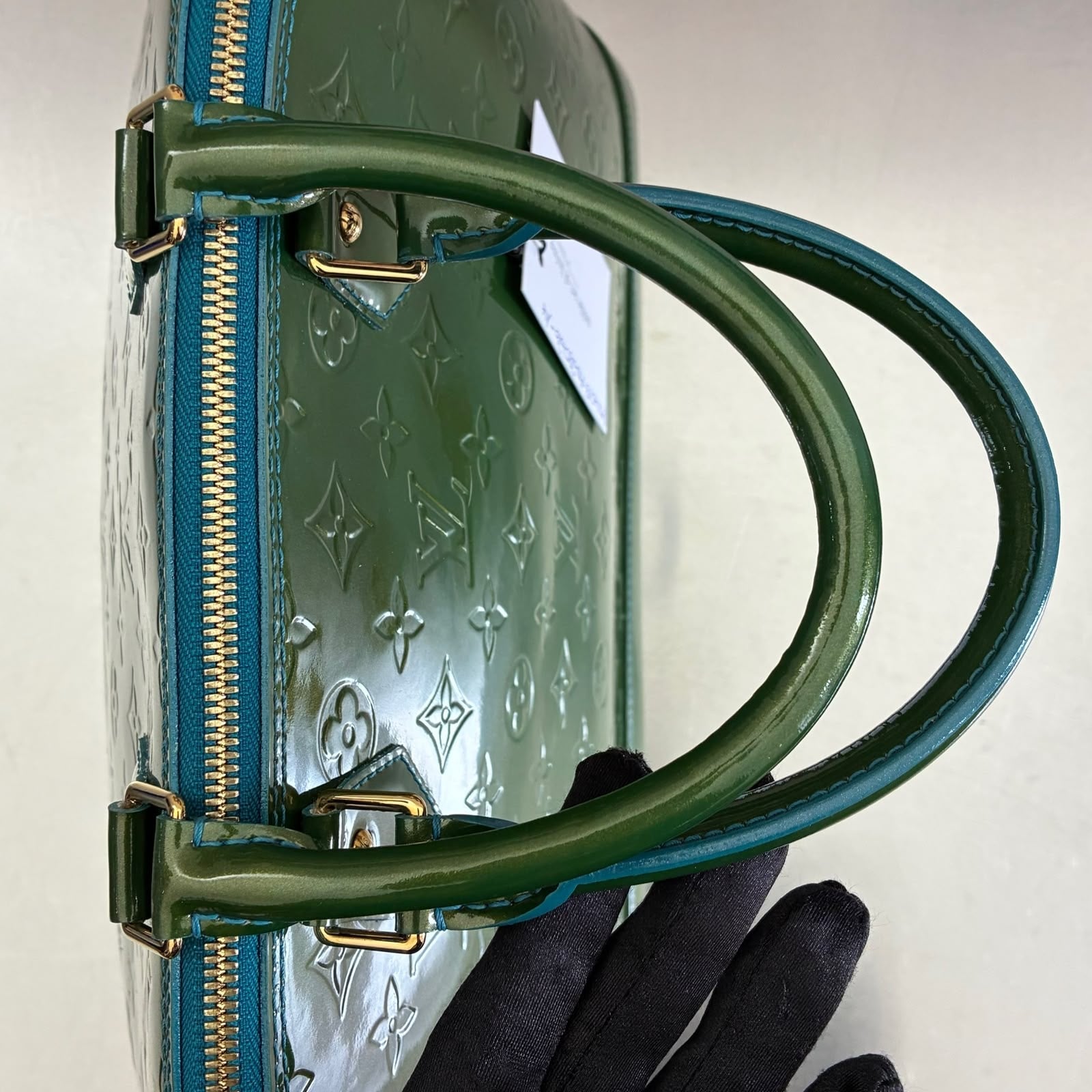 Louis Vuitton Alma GM Vernis