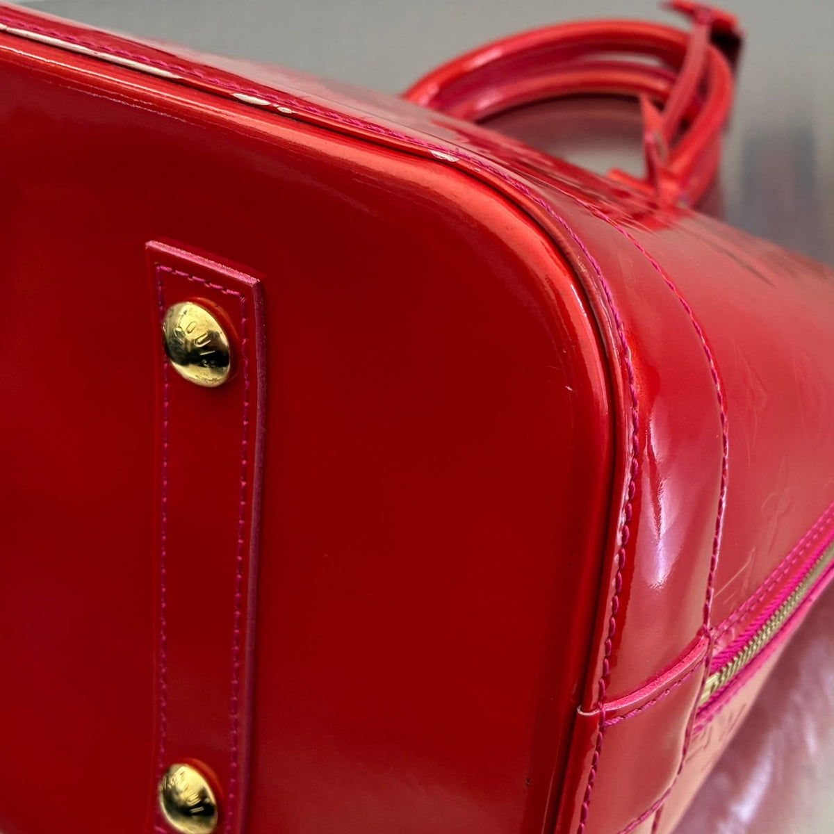 Louis Vuitton Alma GM Vernis