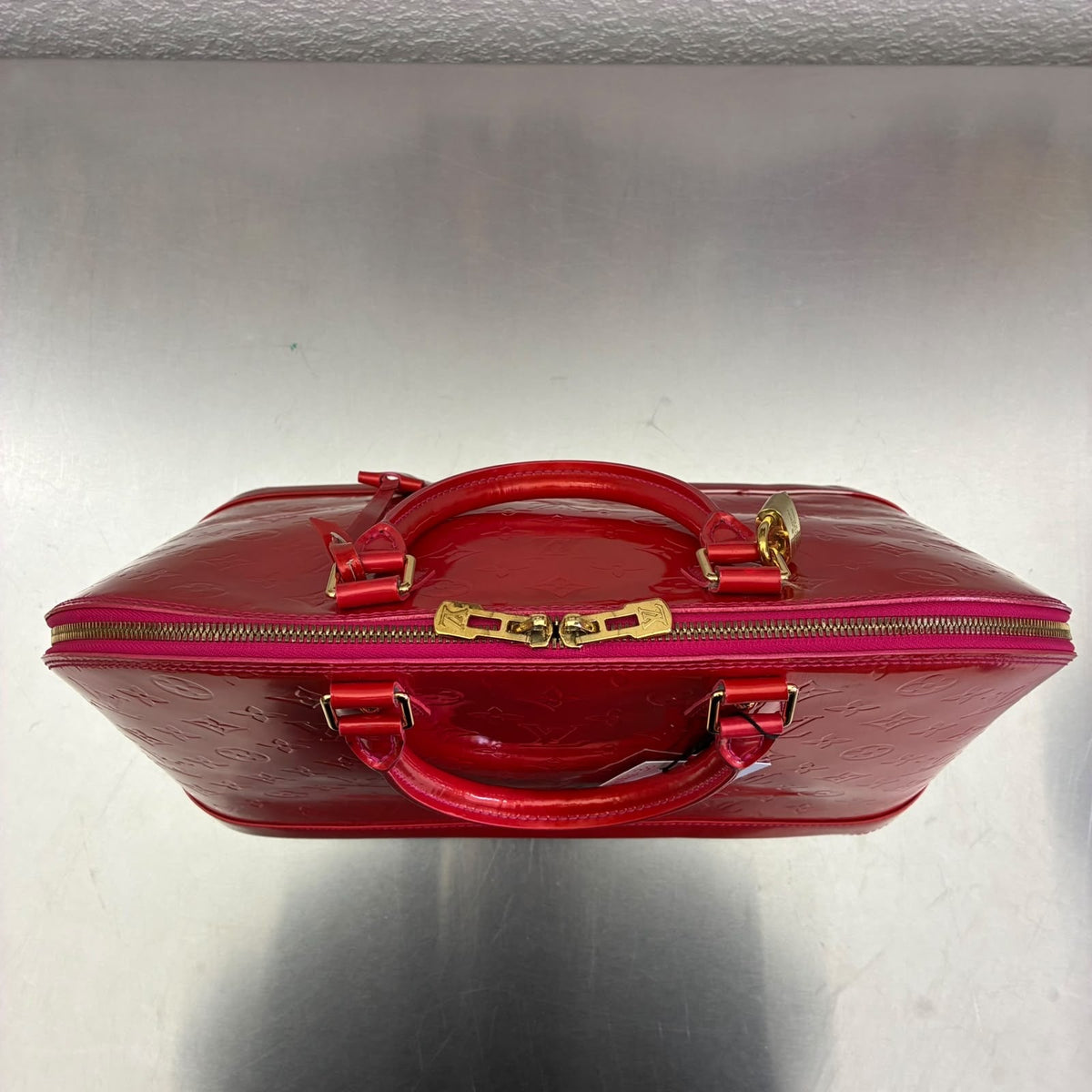 Louis Vuitton Alma GM Vernis