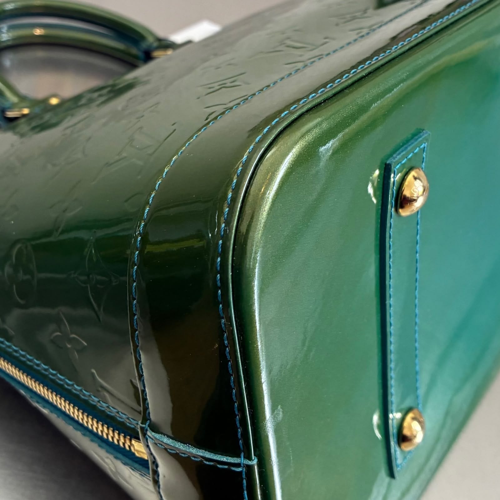 Louis Vuitton Alma GM Vernis