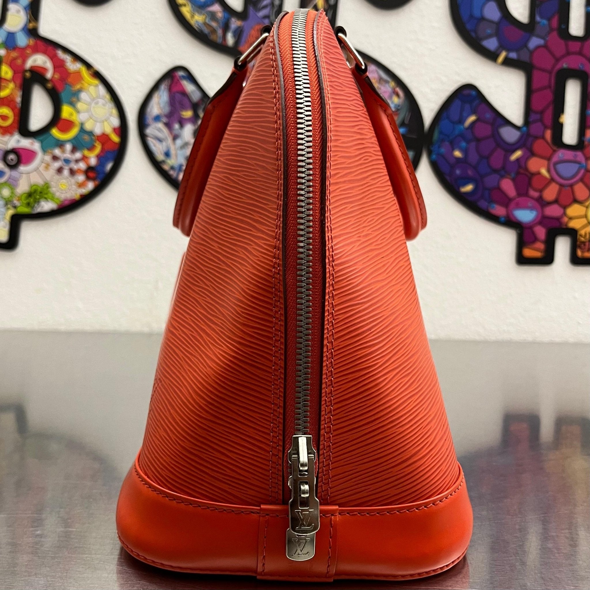 Louis Vuitton Alma MM Epi