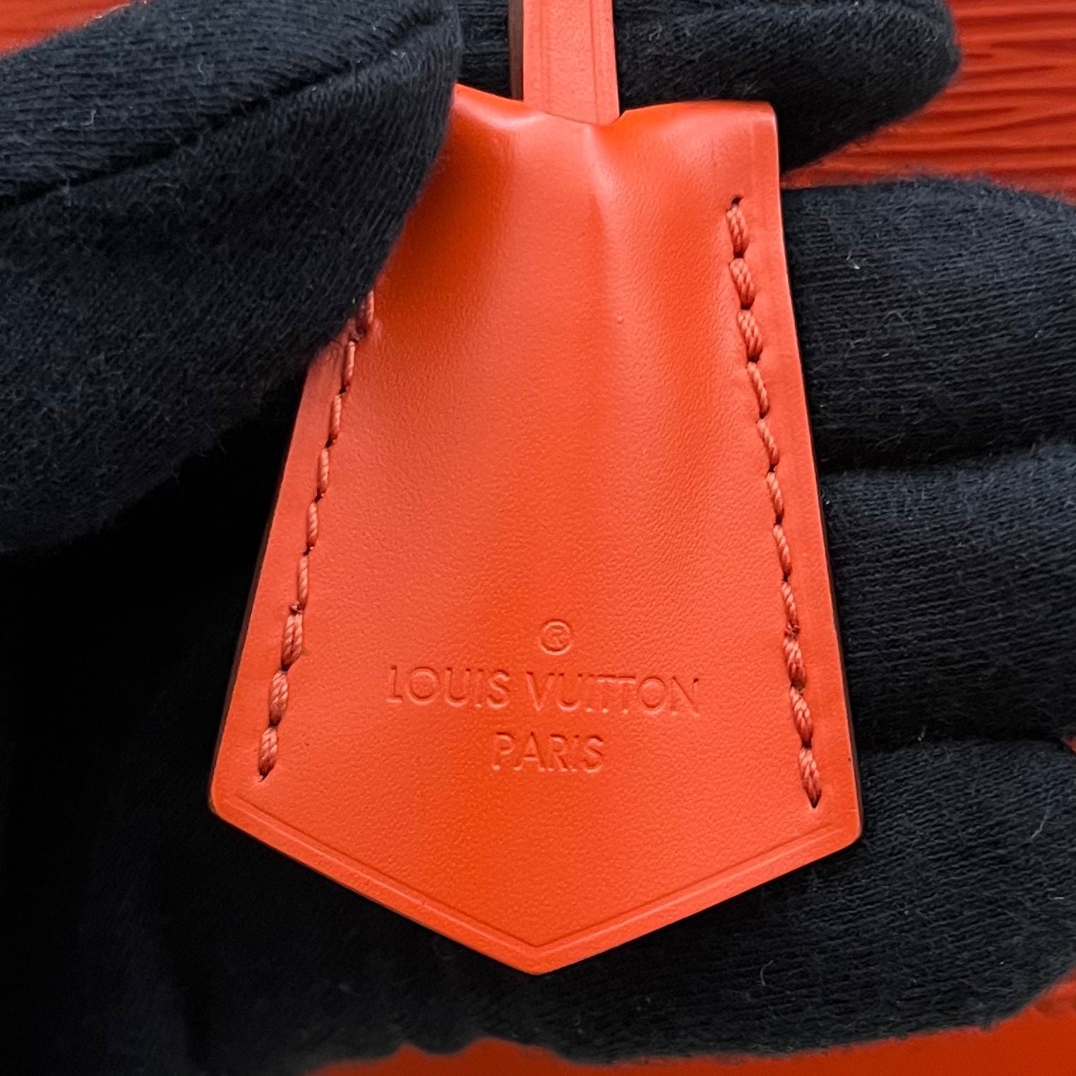 Louis Vuitton Alma MM Epi