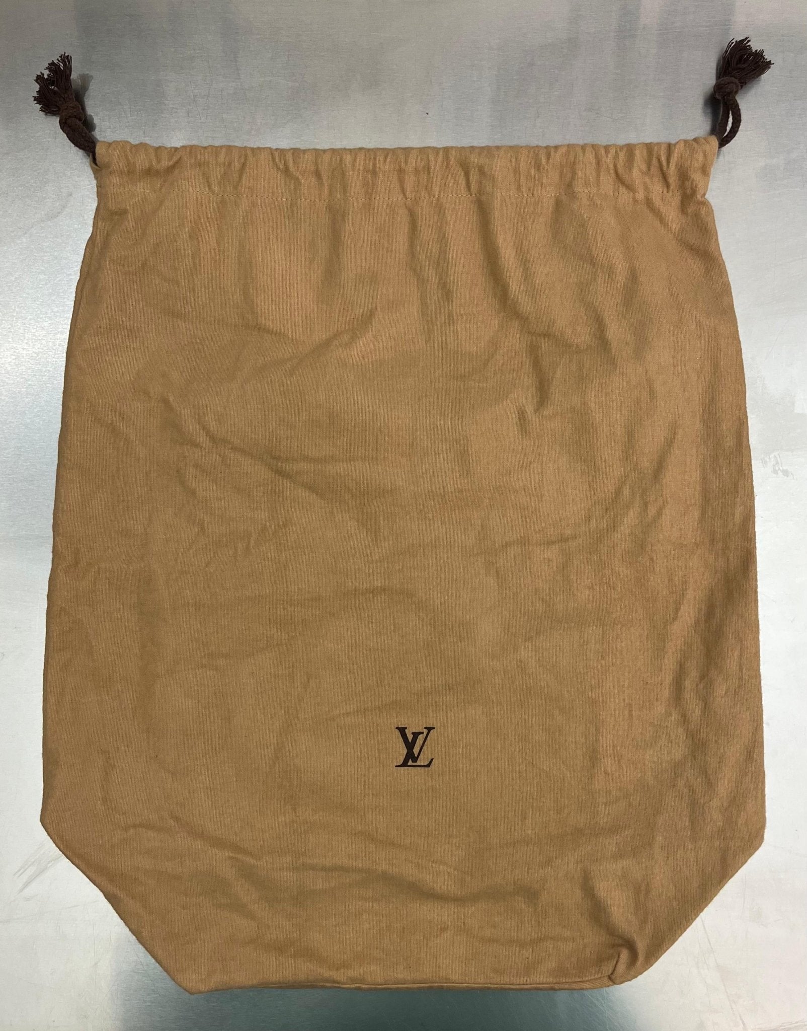 Louis Vuitton Alma PM Damier