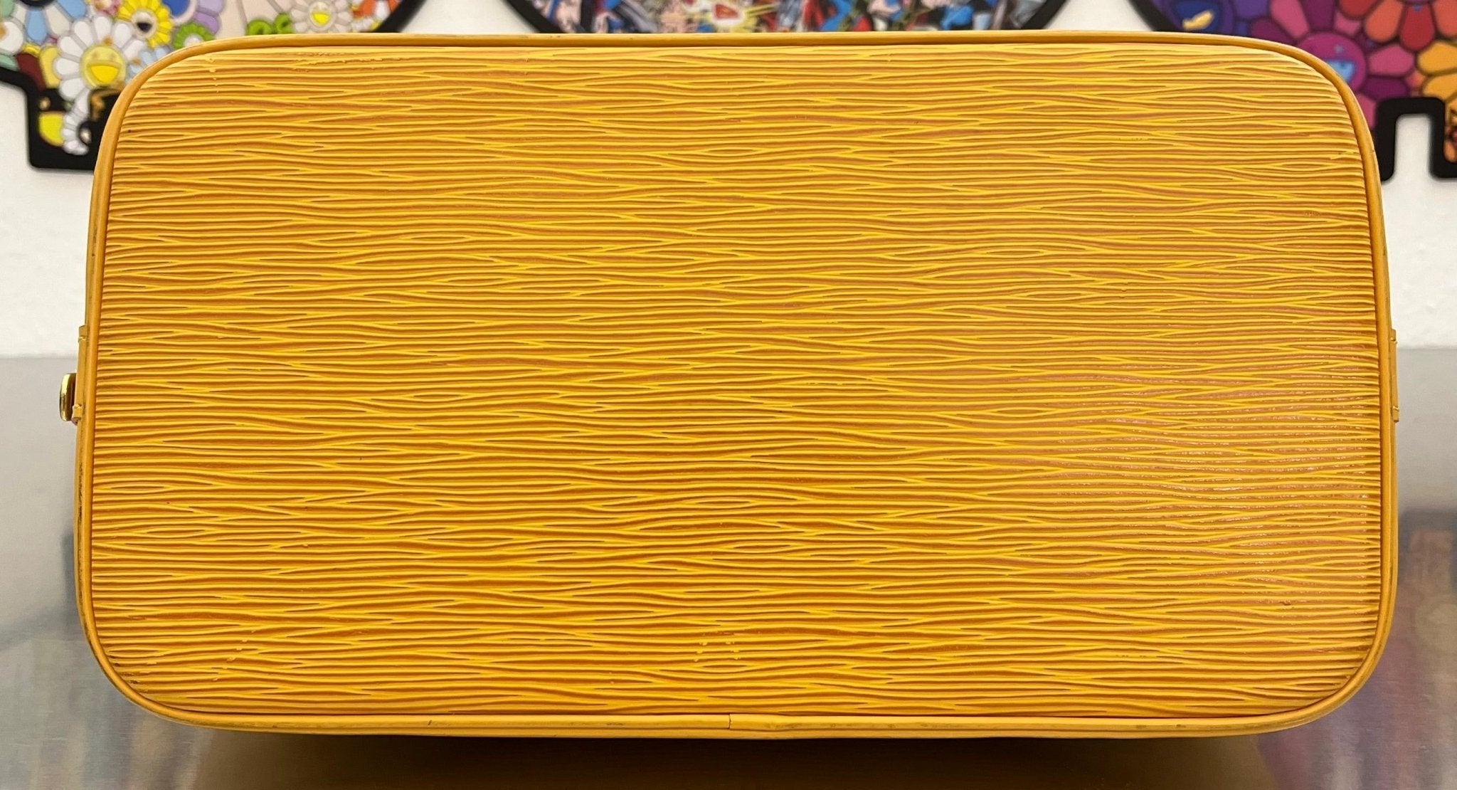 Louis Vuitton Alma PM Epi