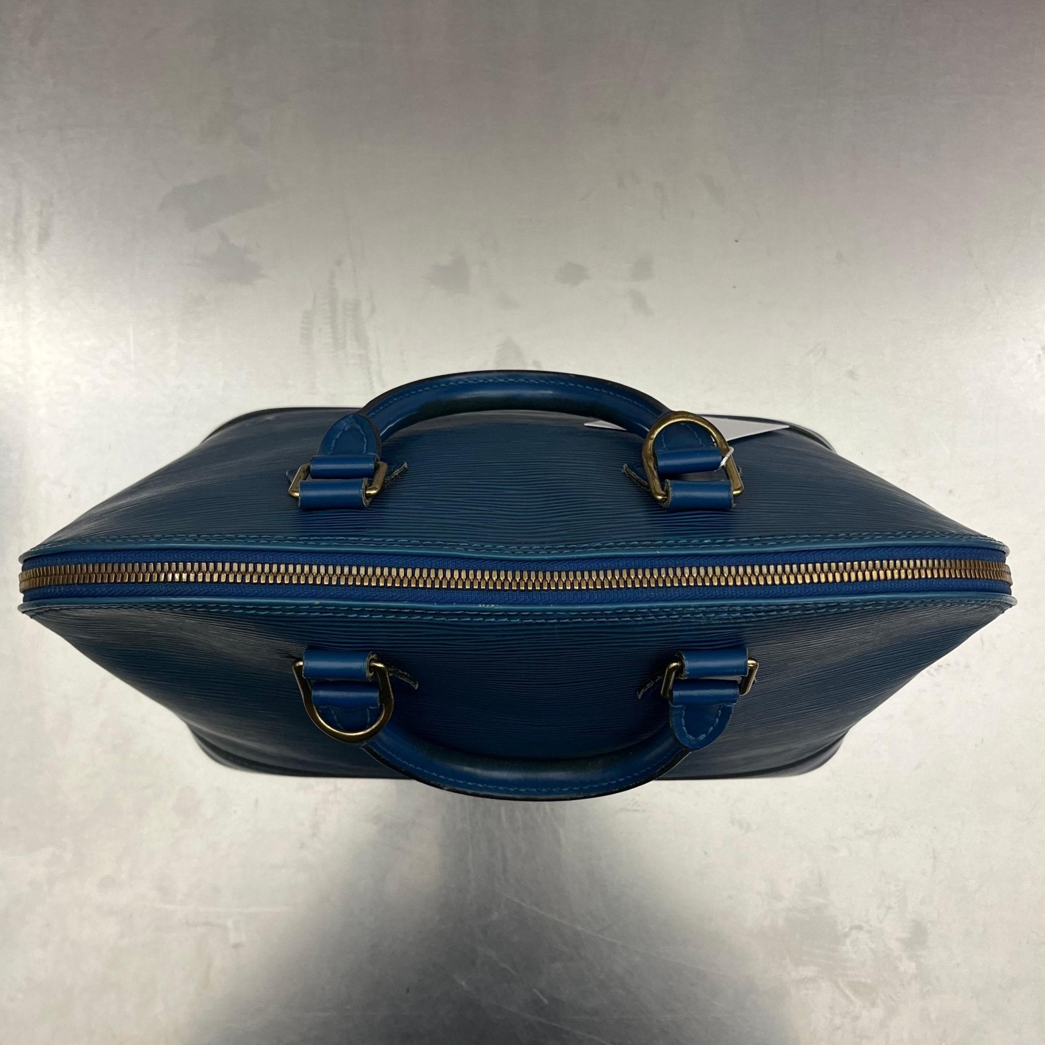 Louis Vuitton Alma PM Epi