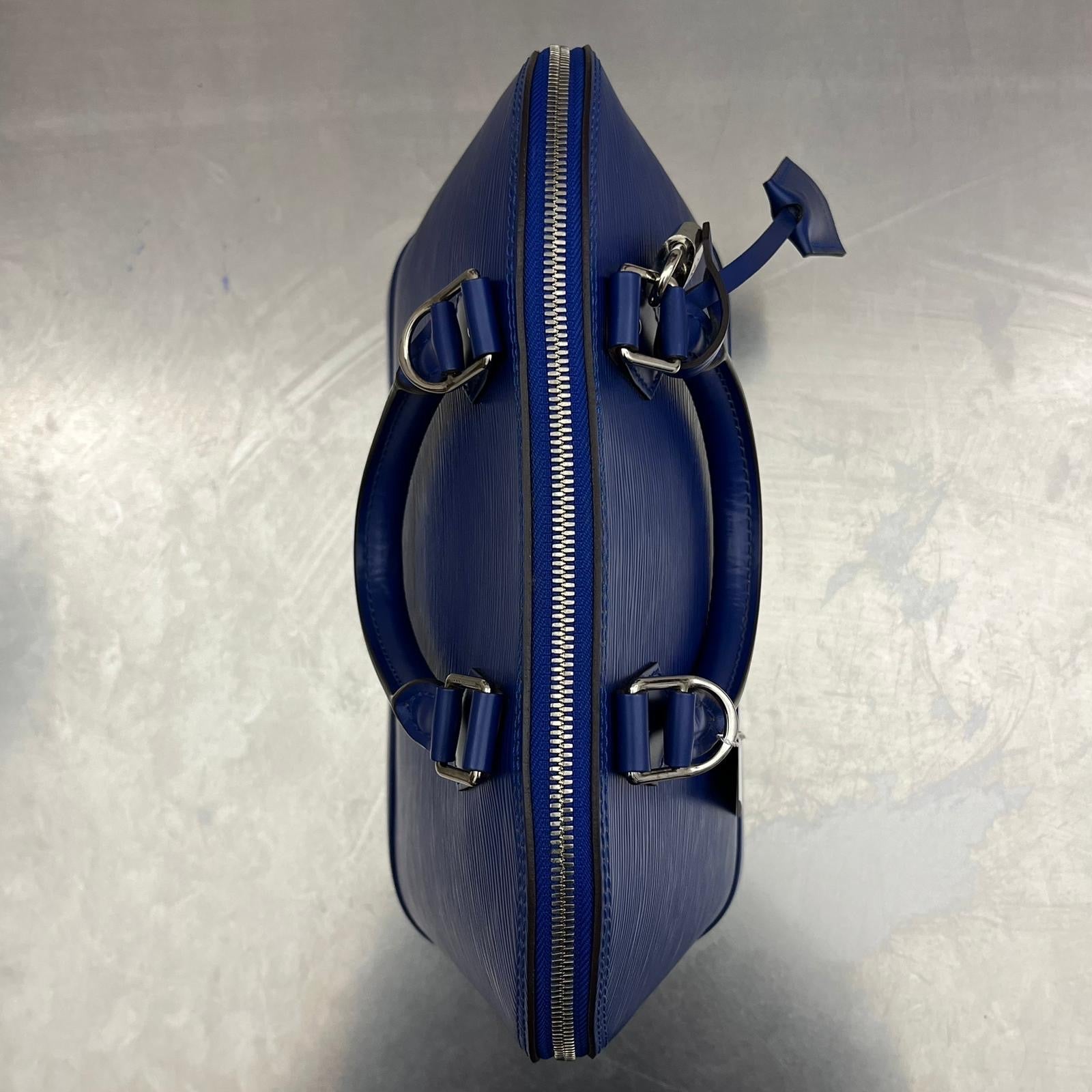 Louis Vuitton Alma PM Epi