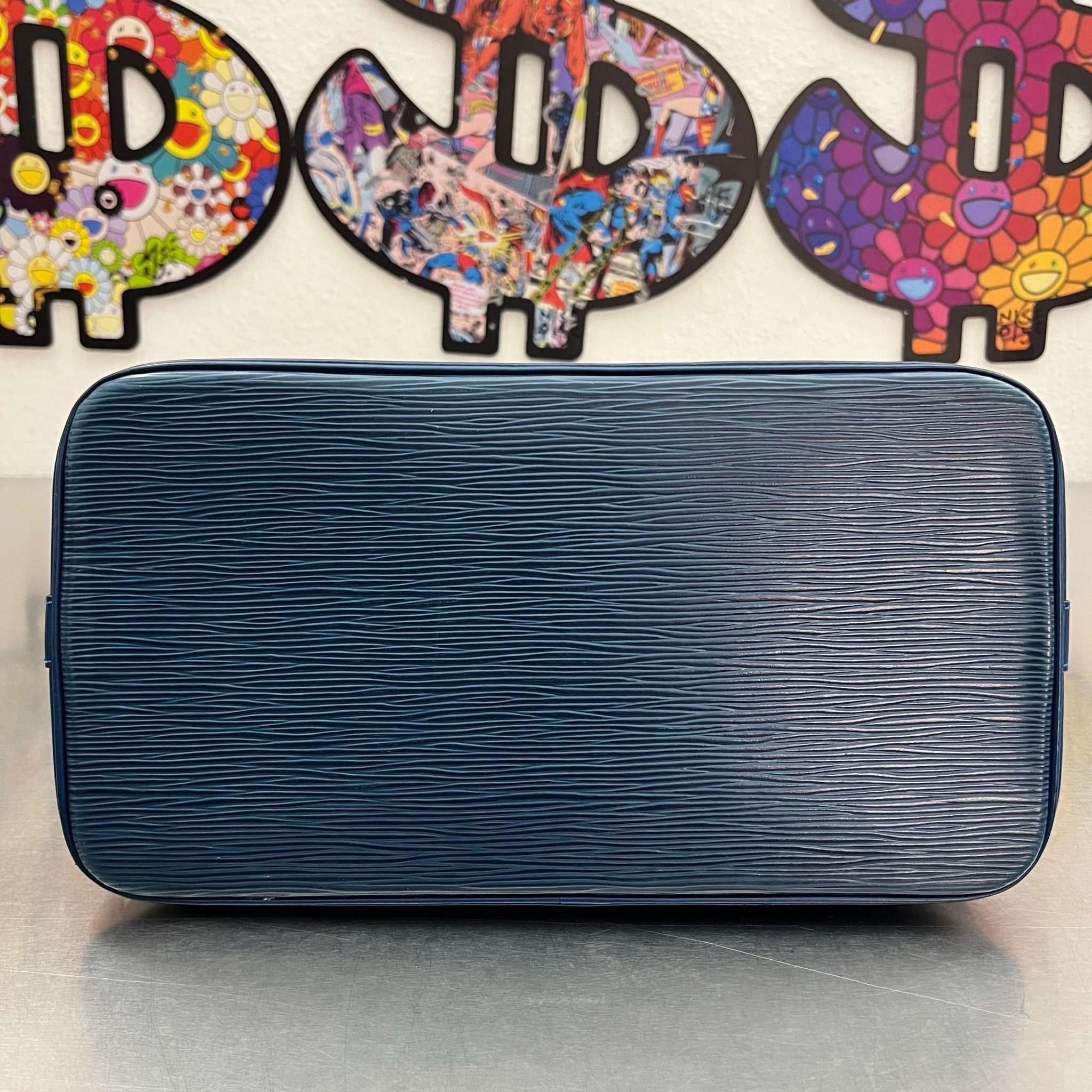 Louis Vuitton Alma PM Epi