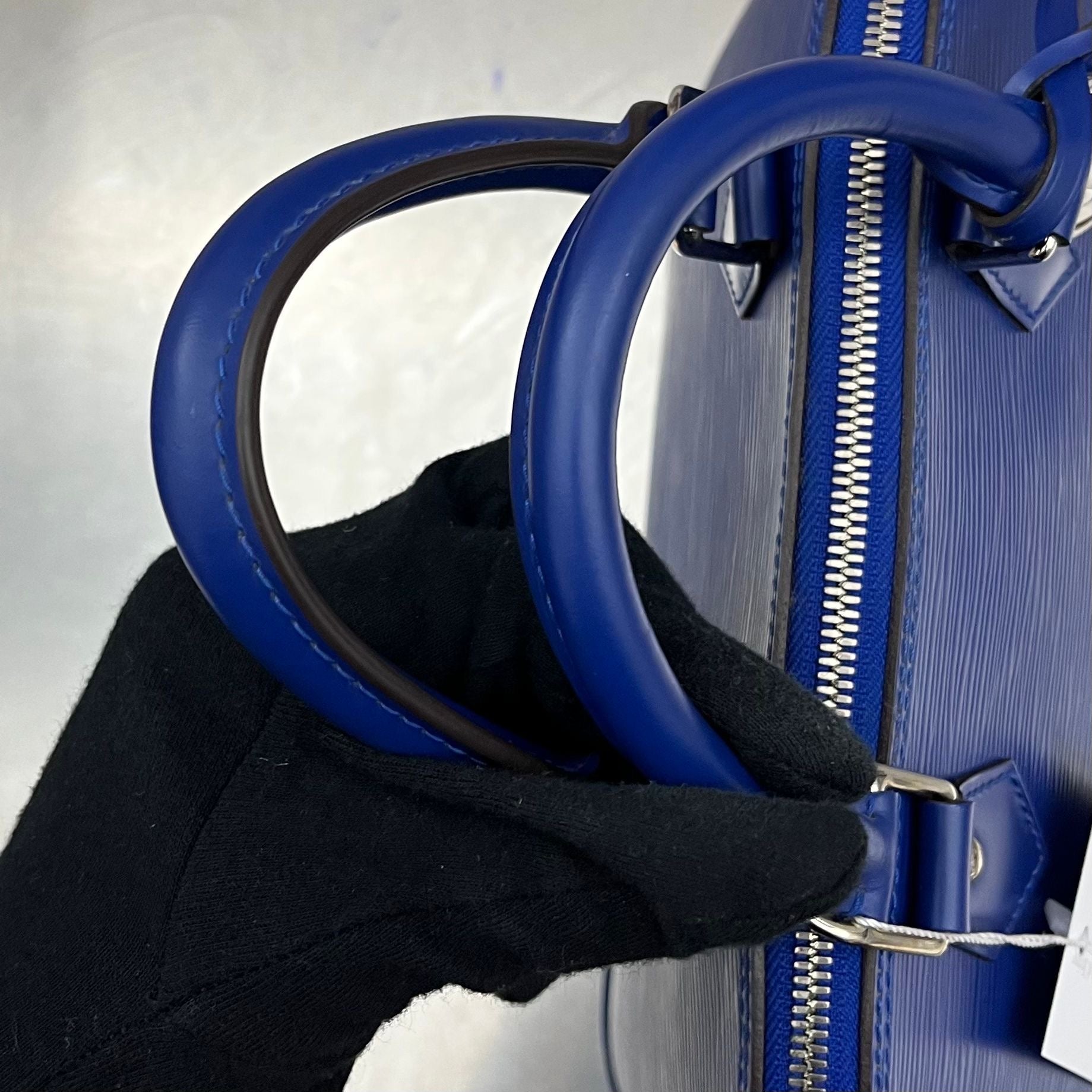 Louis Vuitton Alma PM Epi