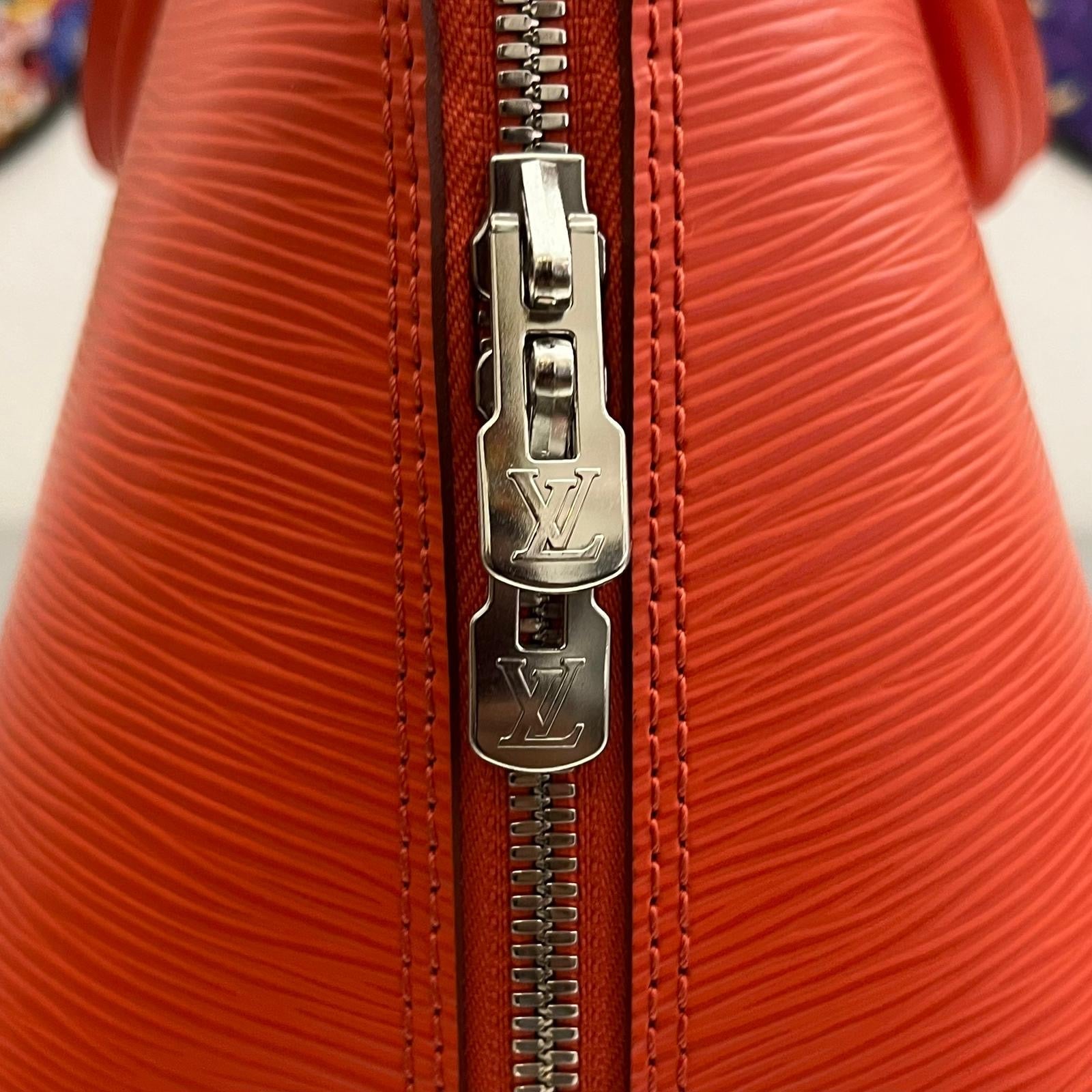 Louis Vuitton Alma PM Epi