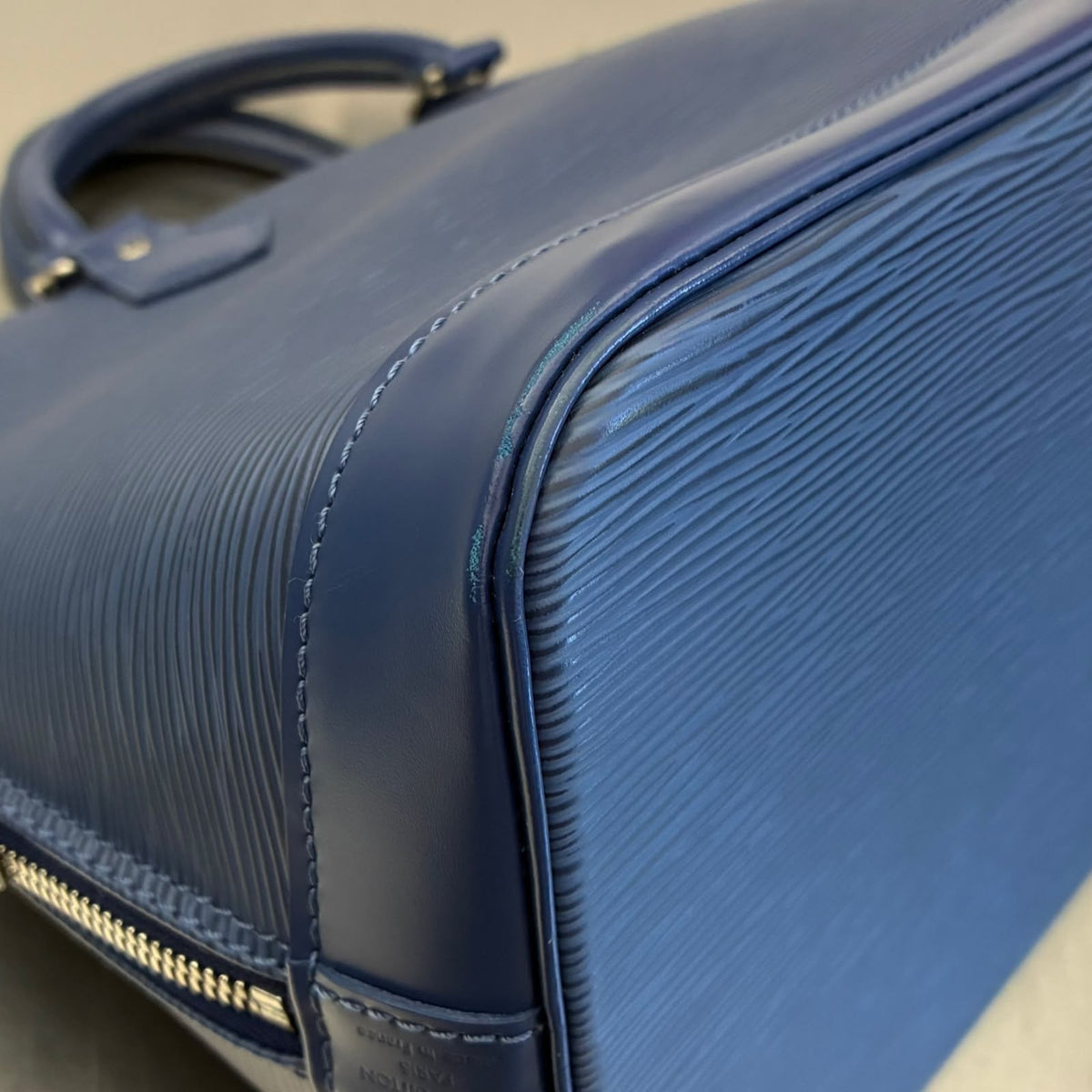 Louis Vuitton Alma PM Epi