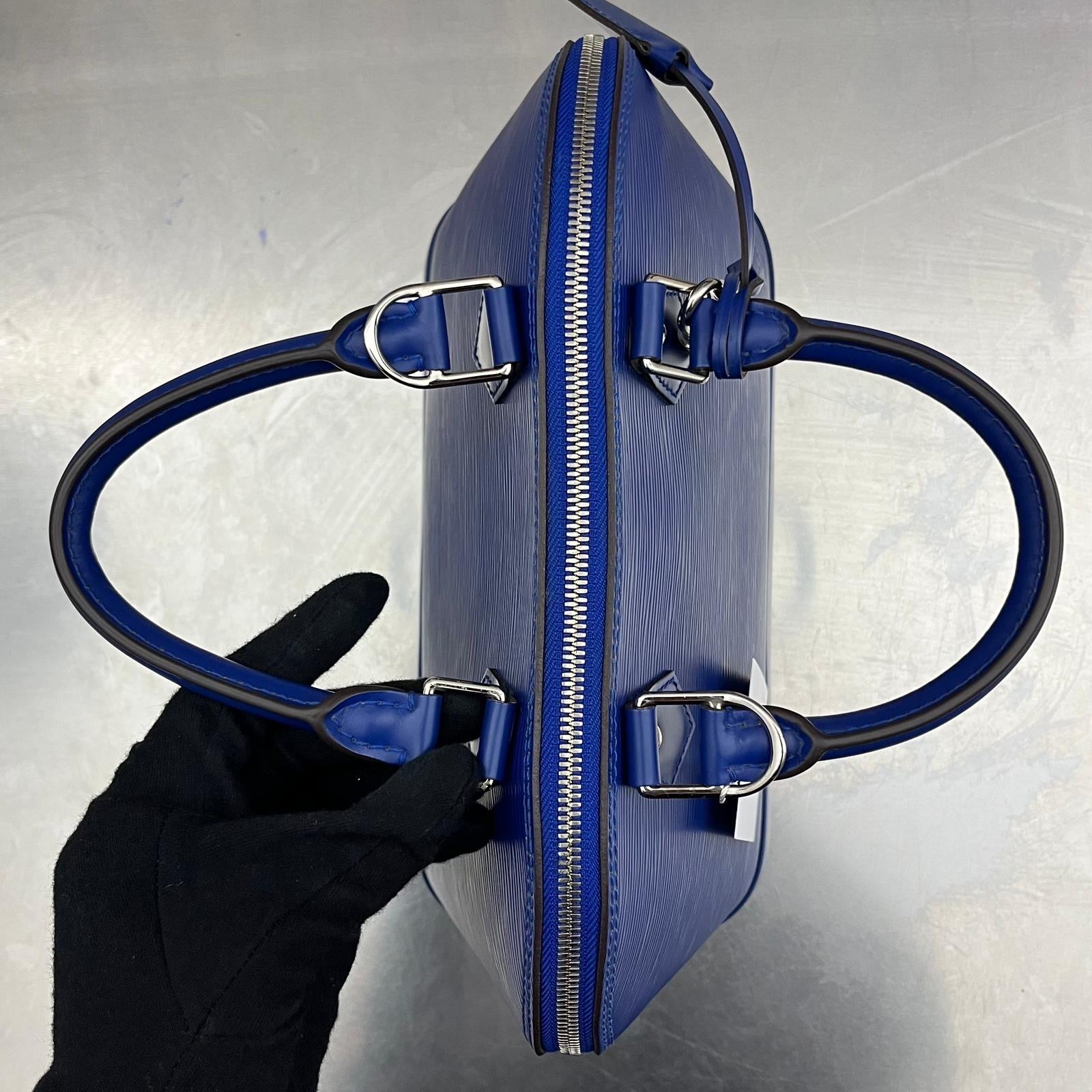 Louis Vuitton Alma PM Epi