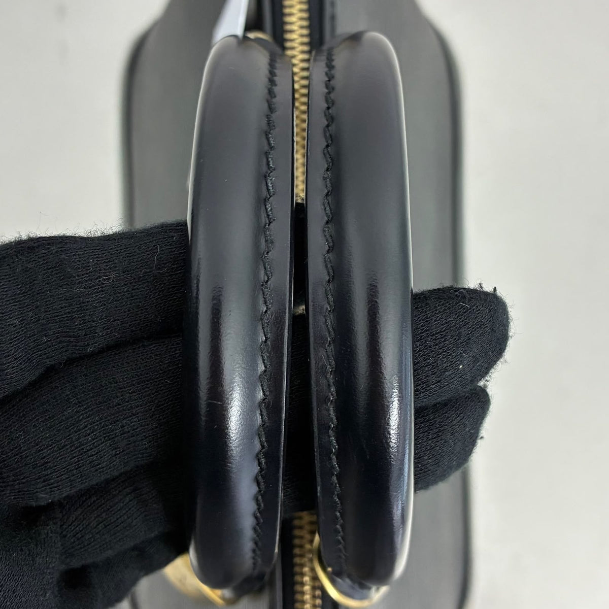 Louis Vuitton Alma PM Epi