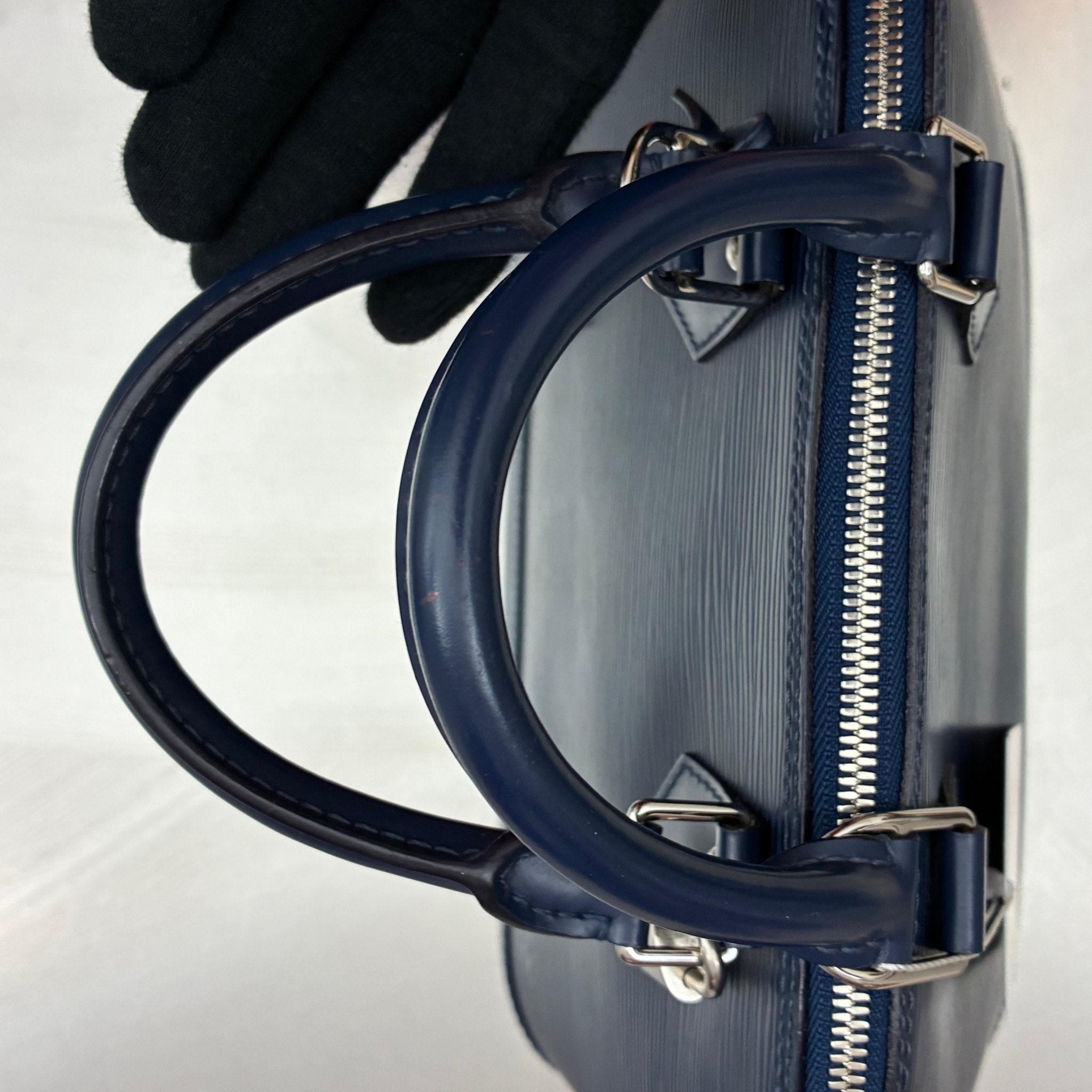 Louis Vuitton Alma PM Epi