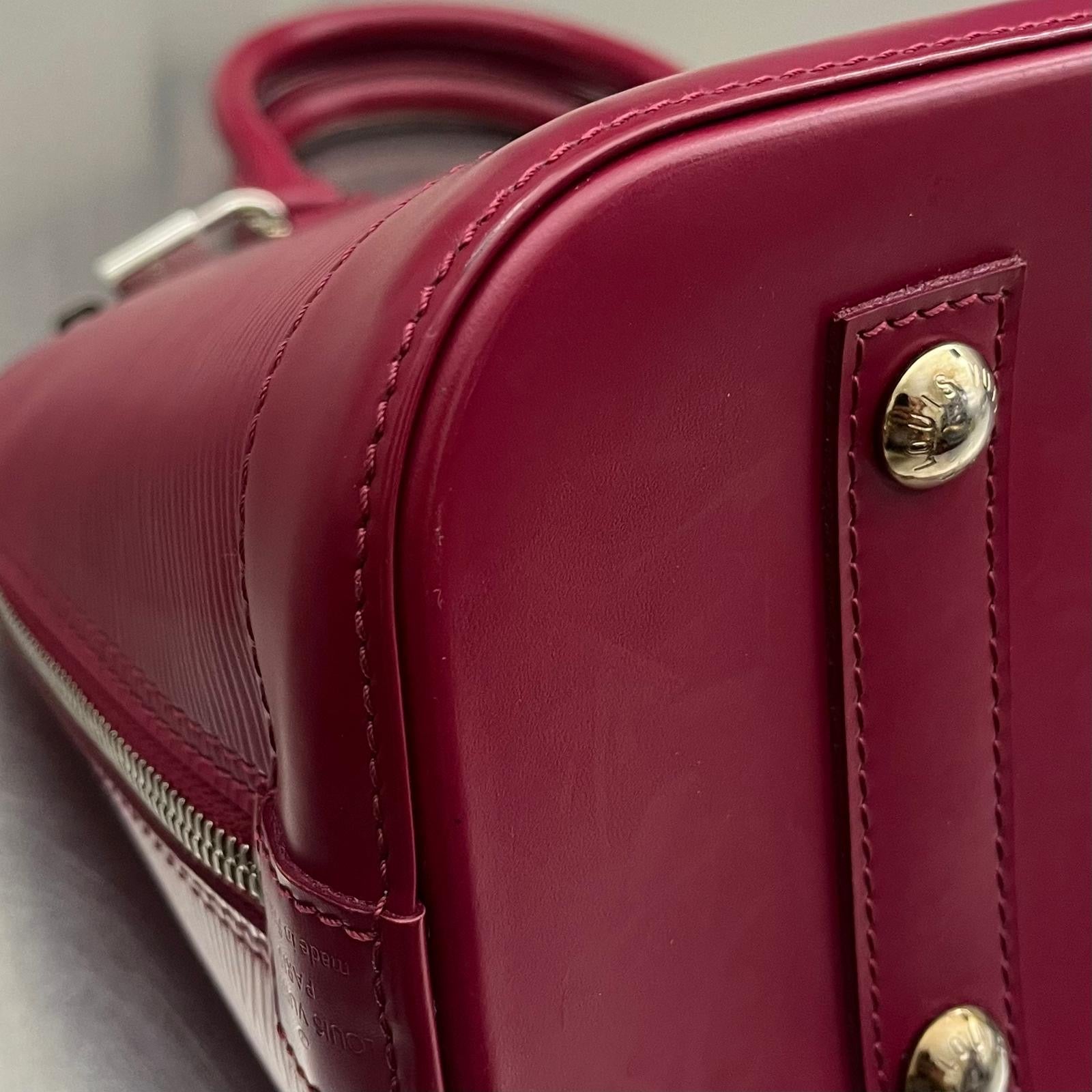 Louis Vuitton Alma PM Epi