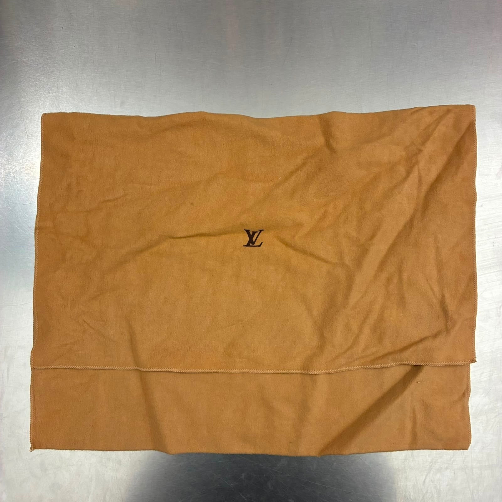 Louis Vuitton Alma PM Epi