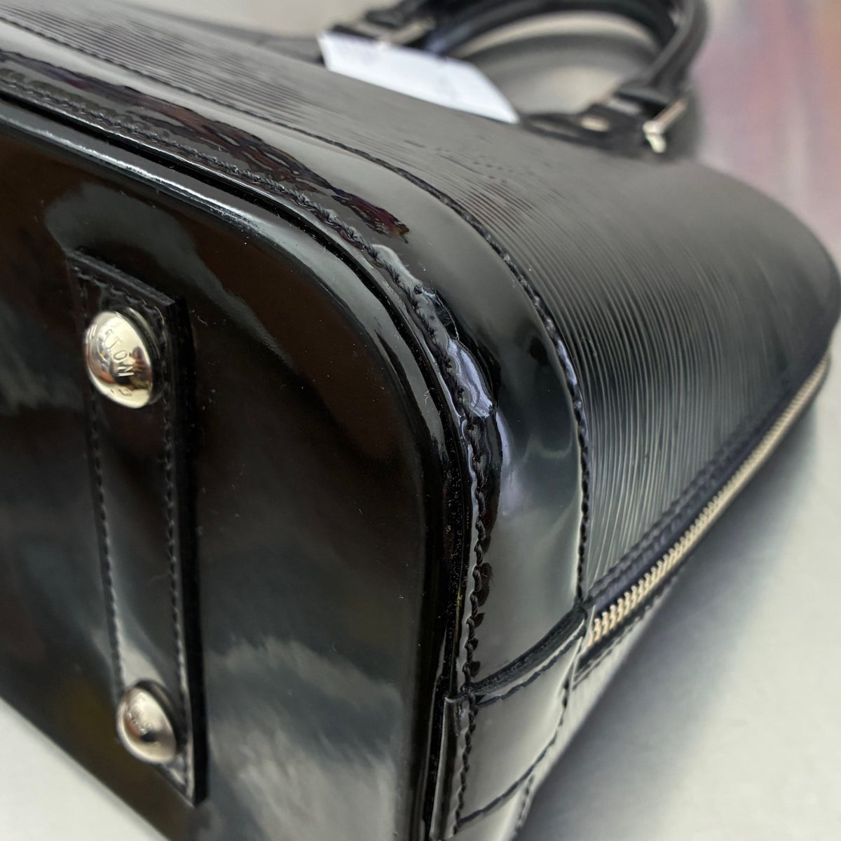 Louis Vuitton Alma PM Epi Nior Electric