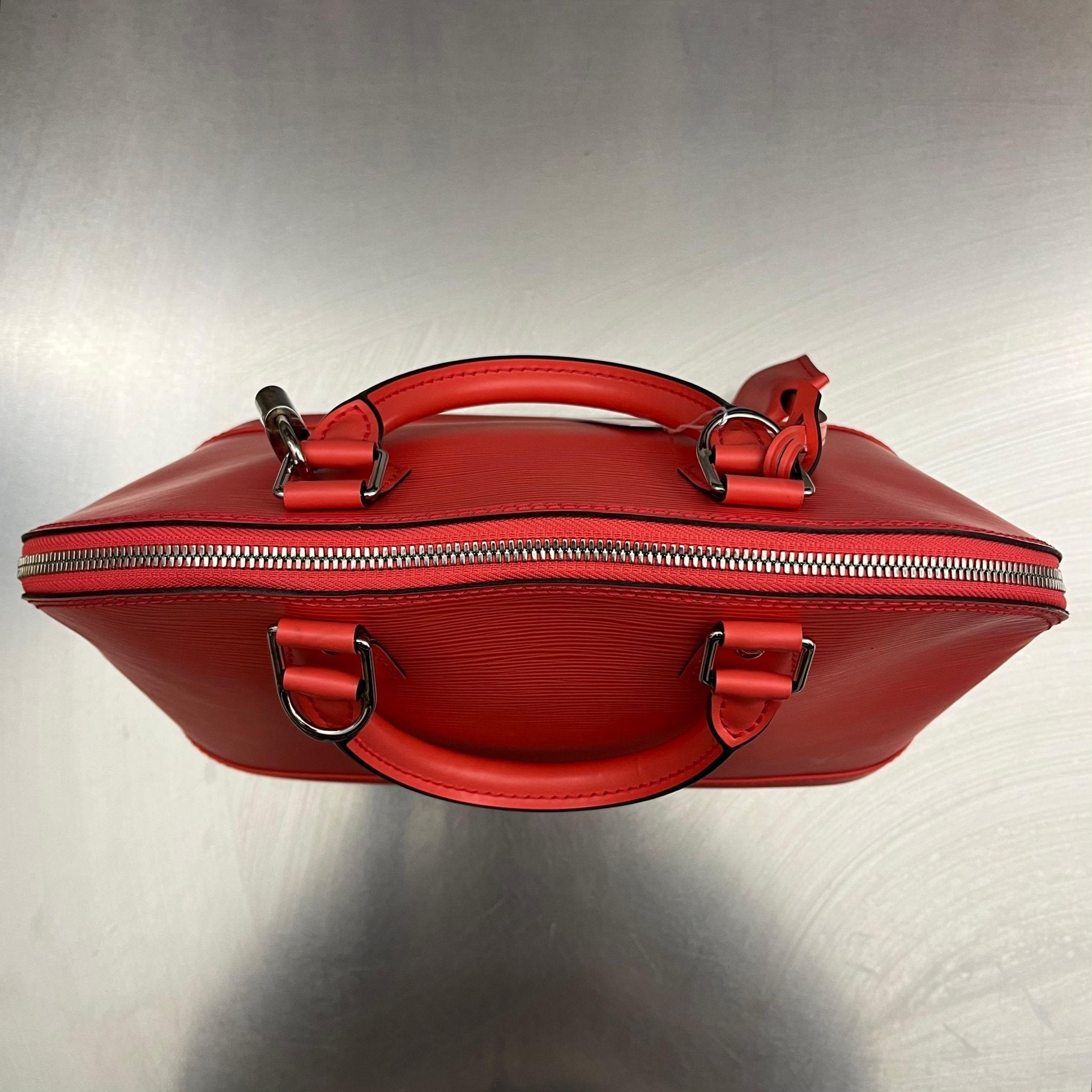 Louis Vuitton Alma PM in Epi