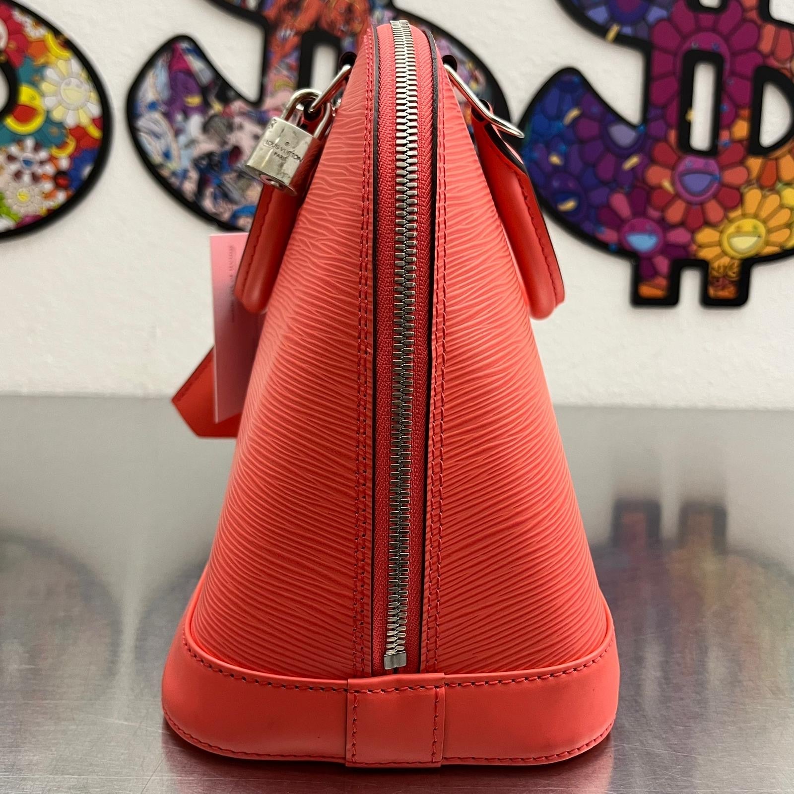 Louis Vuitton Alma PM in Epi