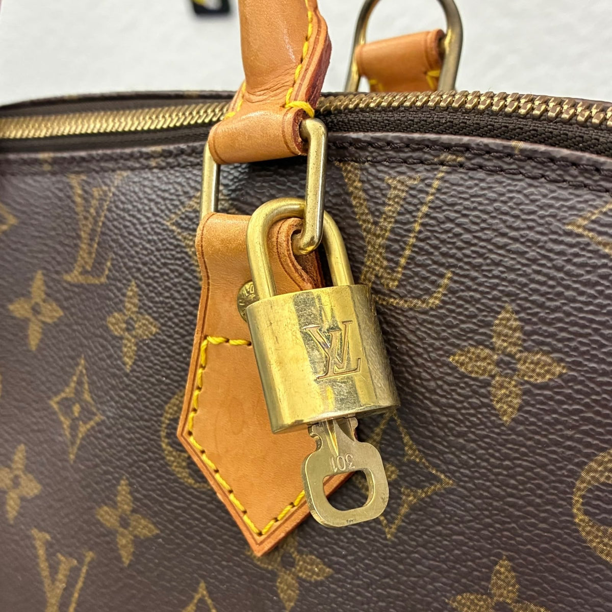 Louis Vuitton Alma PM Monogram