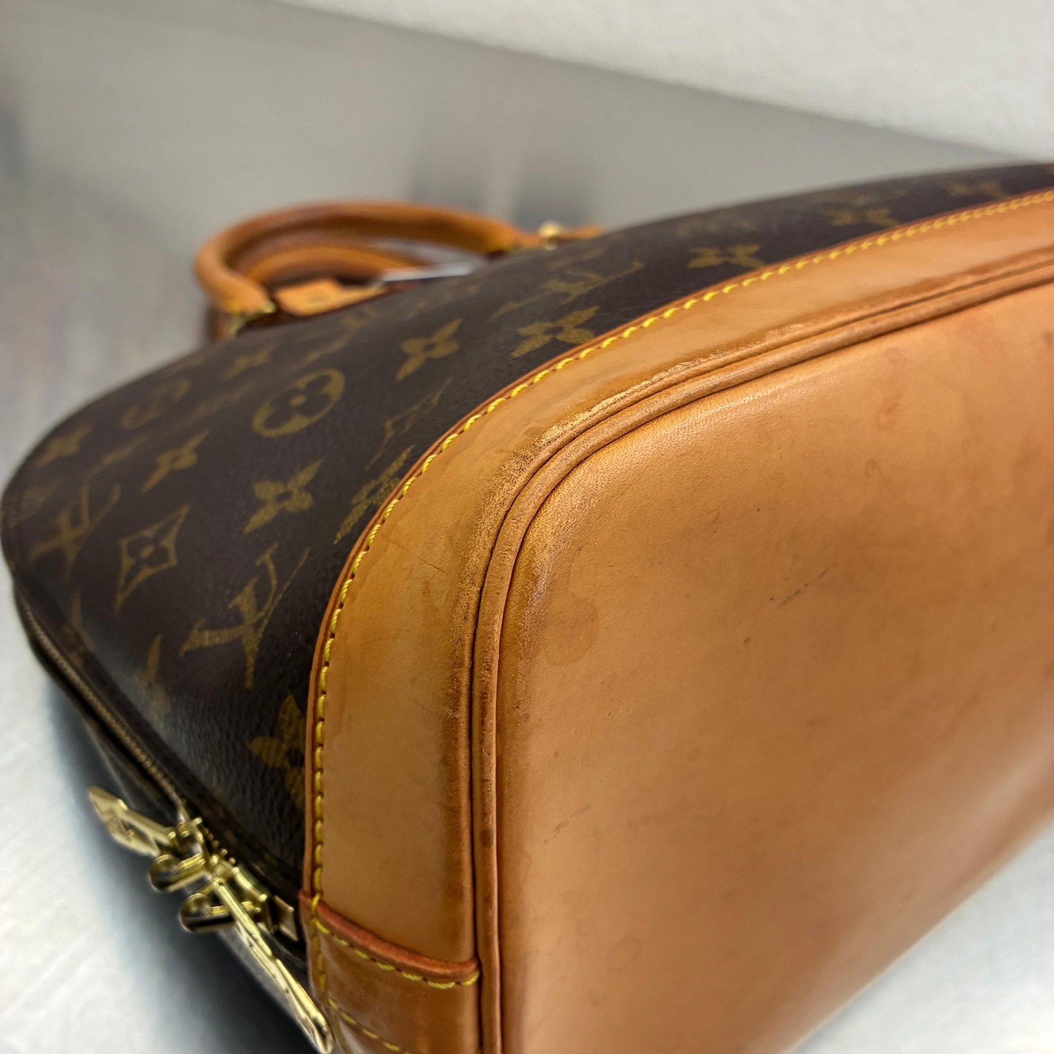 Louis Vuitton Alma PM Monogram
