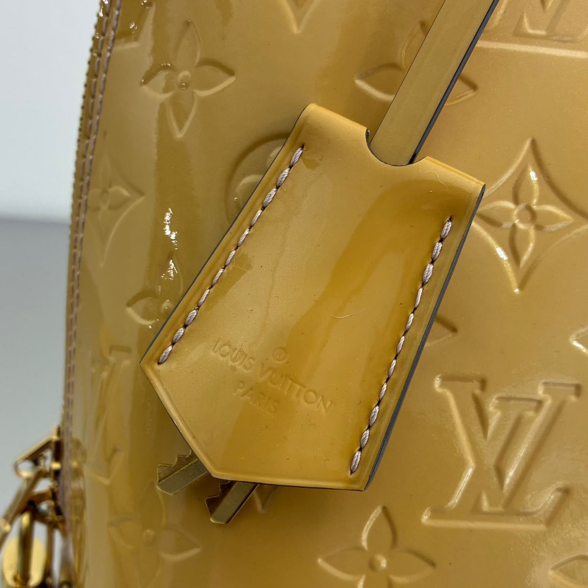 Louis Vuitton Alma PM Vernis