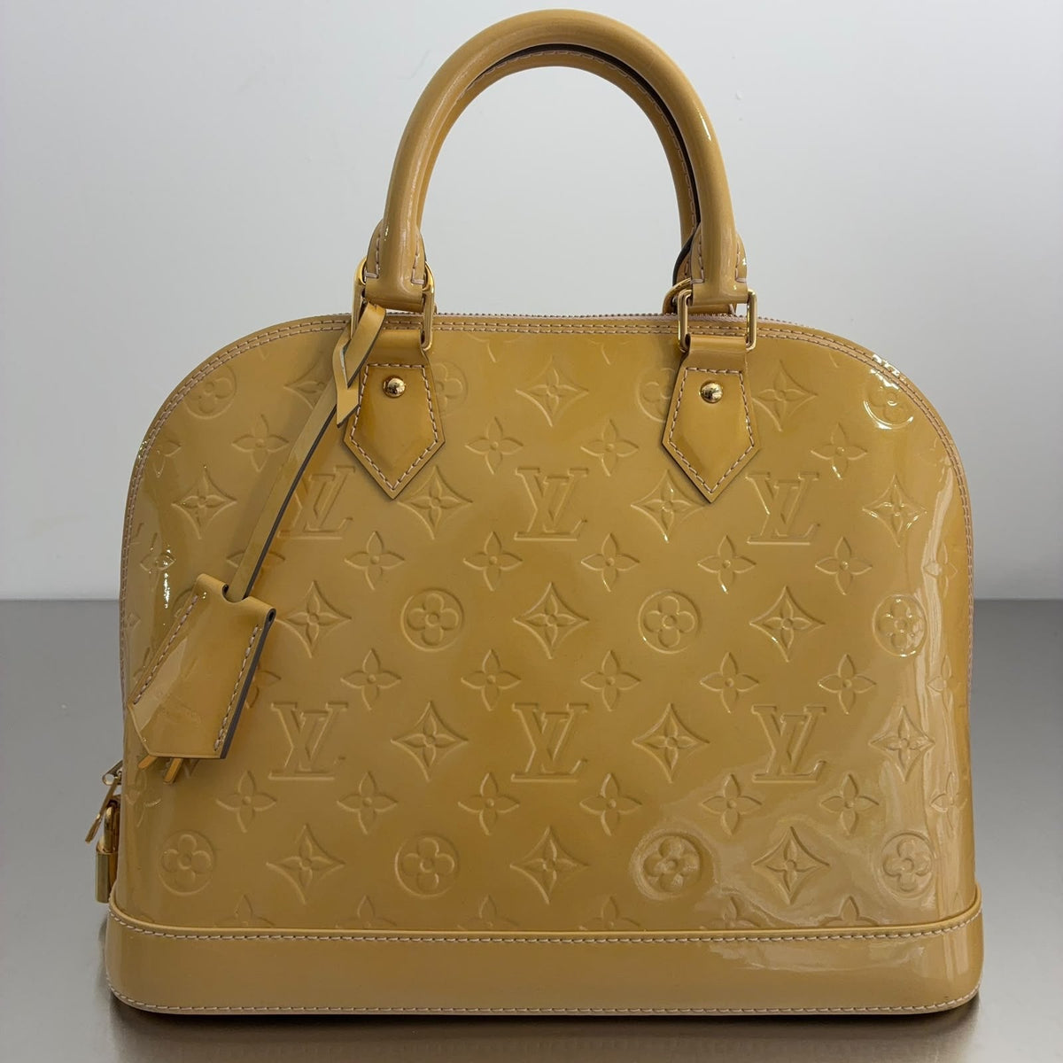 Louis Vuitton Alma PM Vernis