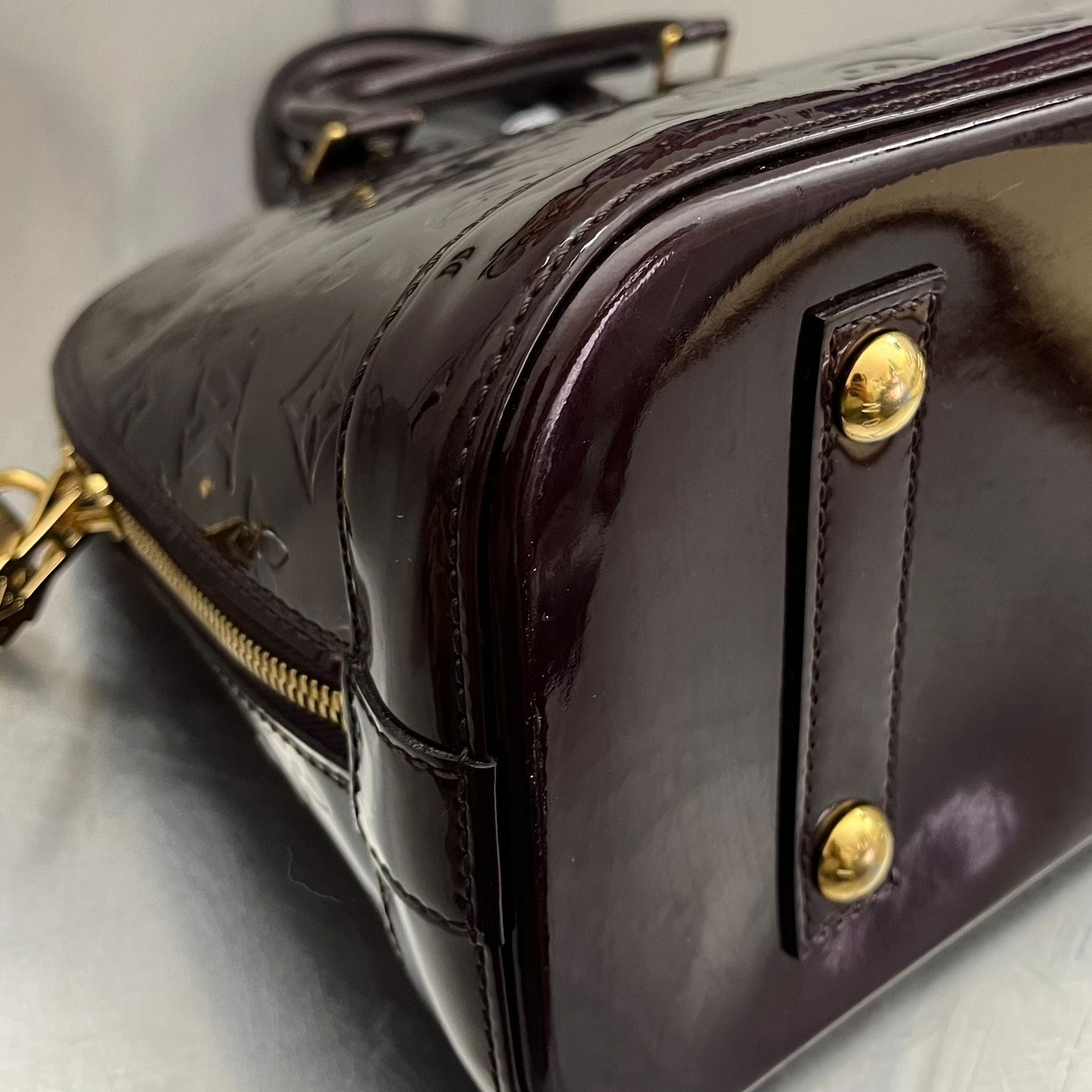 Louis Vuitton Alma PM Vernis