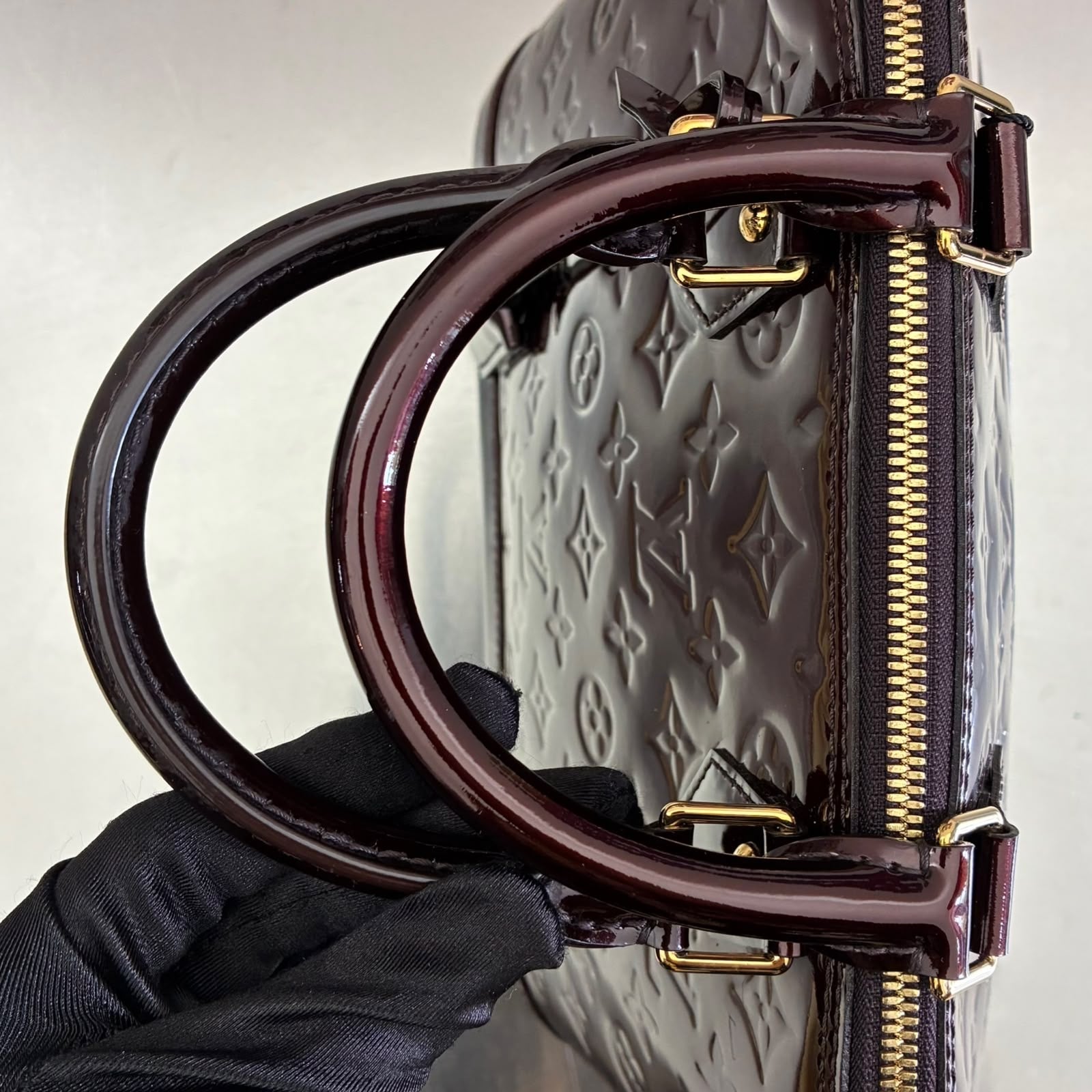Louis Vuitton Alma PM Vernis