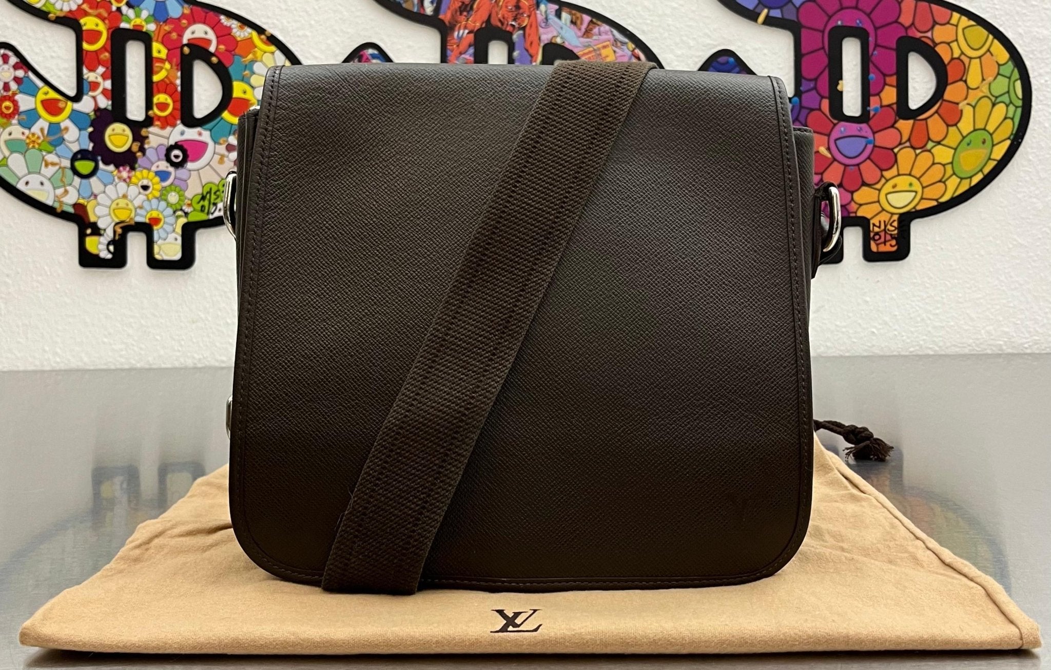 Louis Vuitton Andrei Taiga Messenger