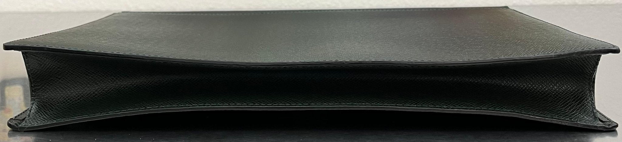 Louis Vuitton Angara Taiga