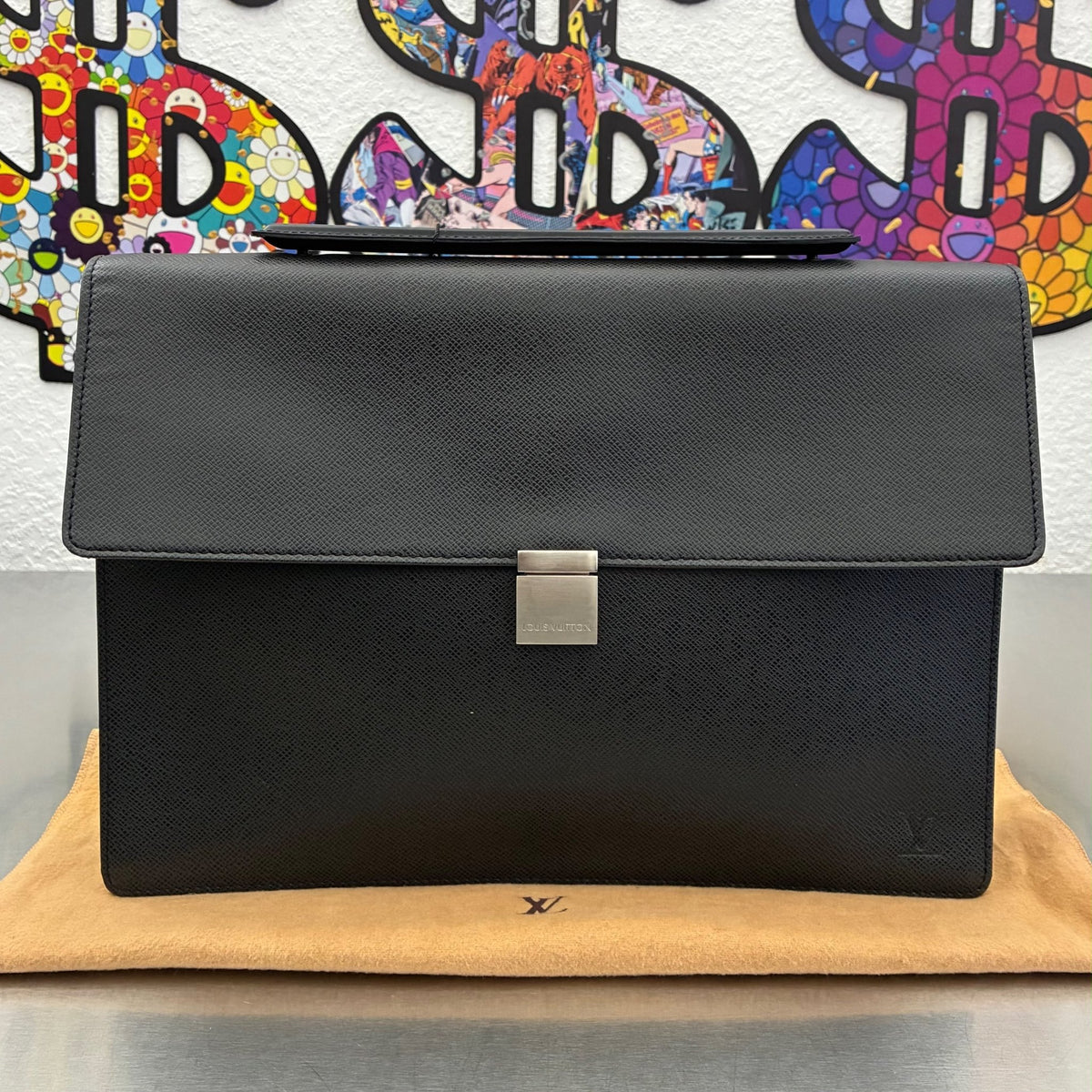 Louis Vuitton Angara Taiga