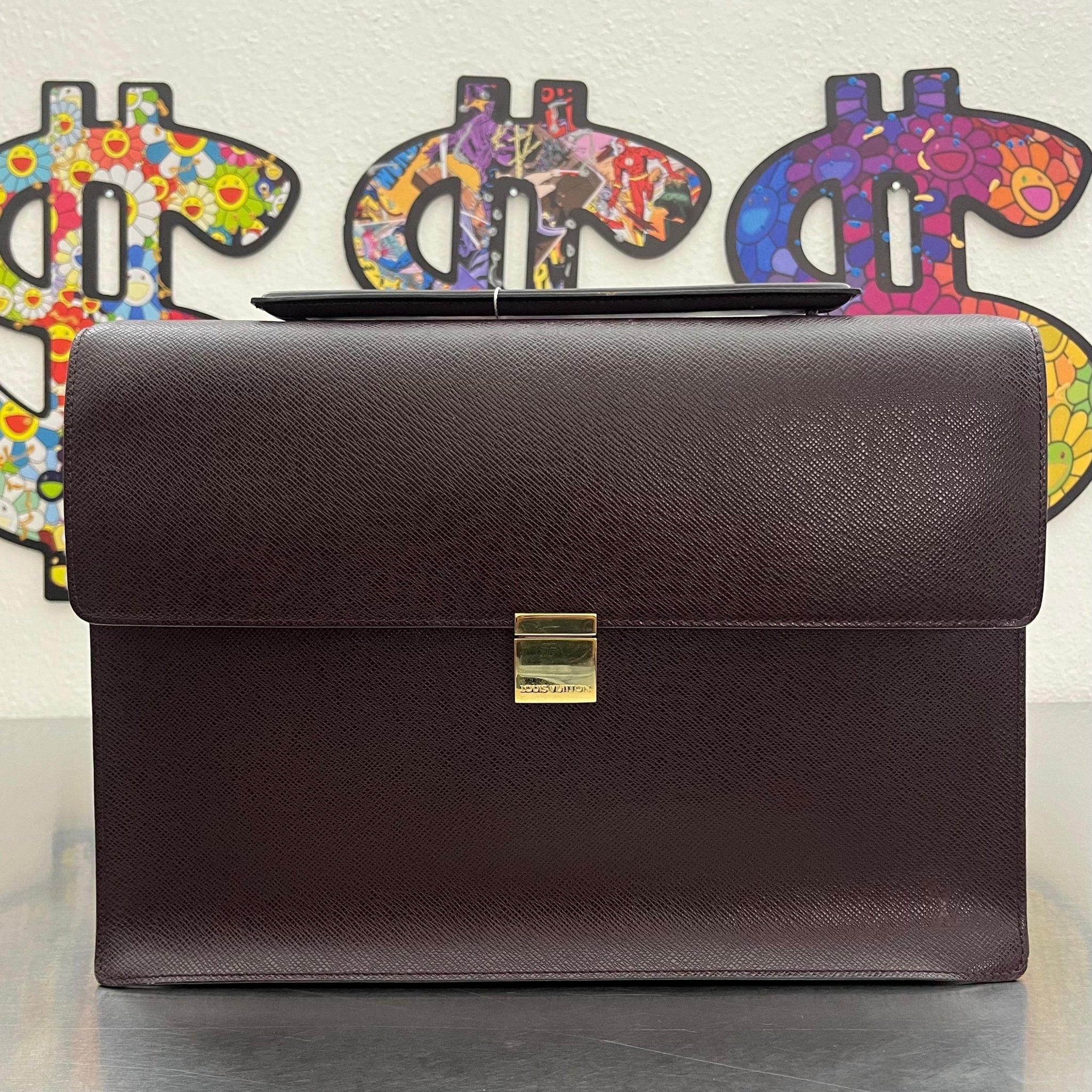 Louis Vuitton Angara Taiga